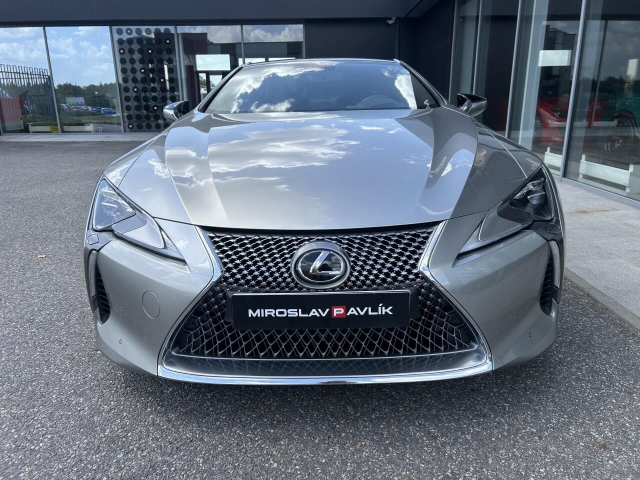 Lexus LC 500, Sport+ 5.0 V8 - fotka 2