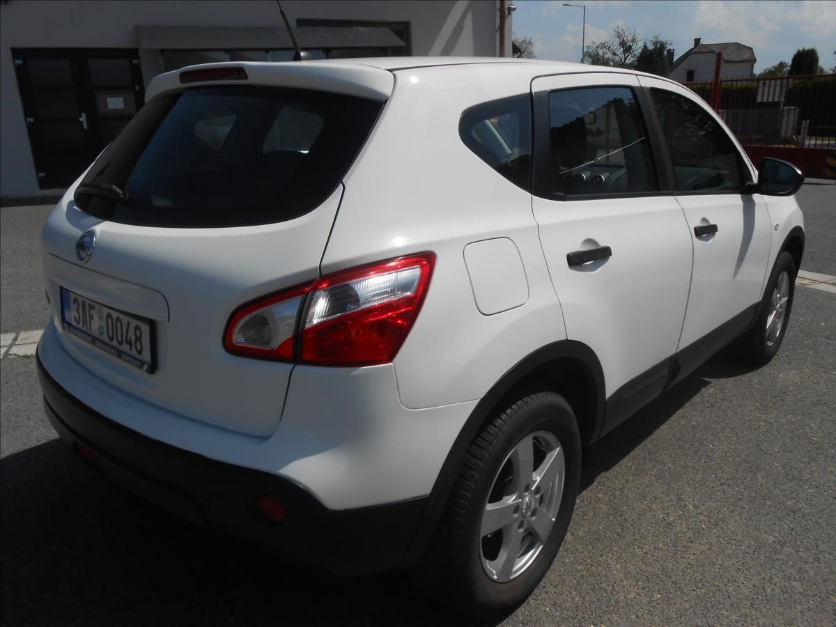 Nissan Qashqai, 1,6 16V 86Kw - fotka 6
