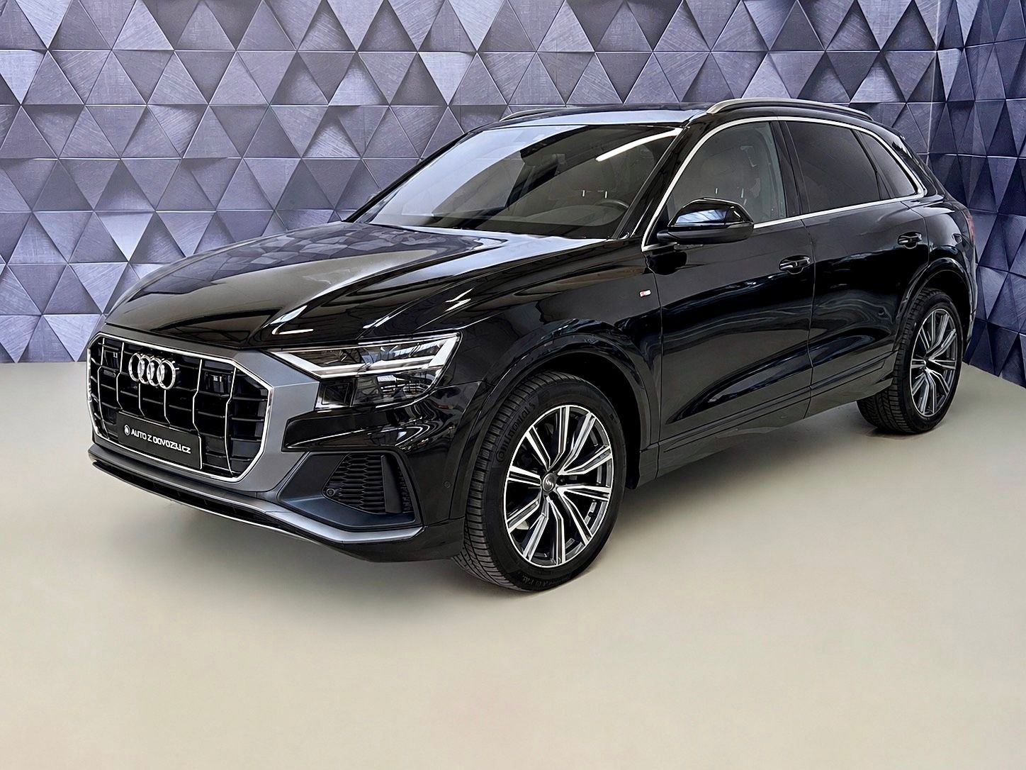 Audi Q8, 50TDI QUATTRO S-LINE, VZDUCH,