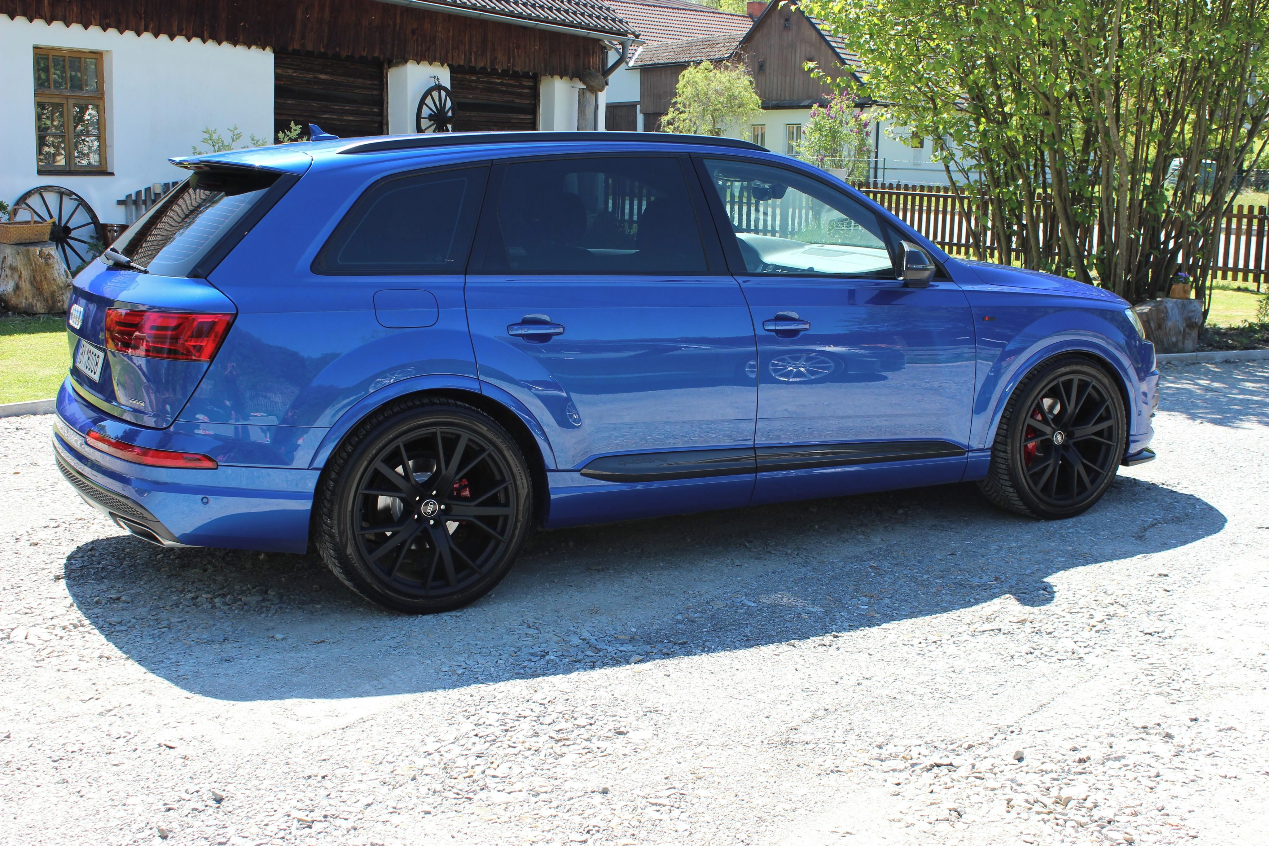 Audi Q7, 3.0TDI S-LINE VIRTUAL DPH - fotka 3