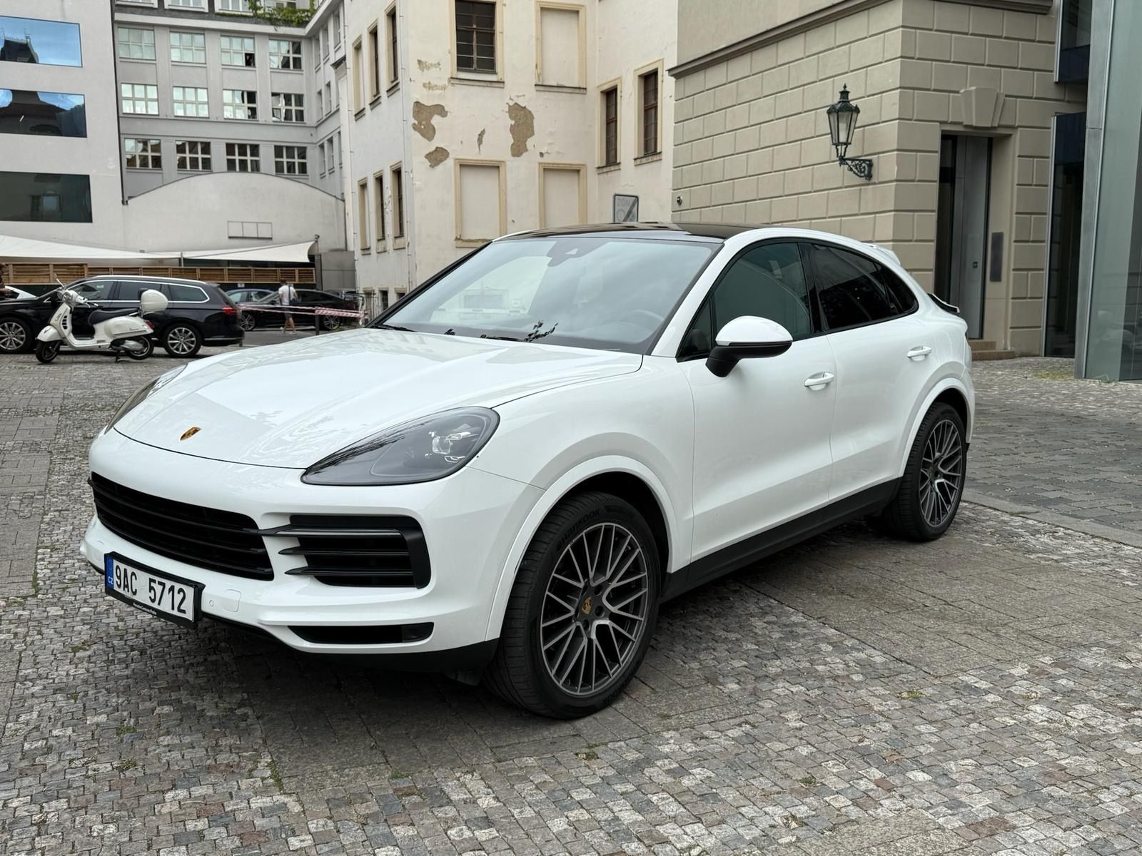 Porsche Cayenne, 1.Maj.Coupé+Sport Chrono.Pack.
