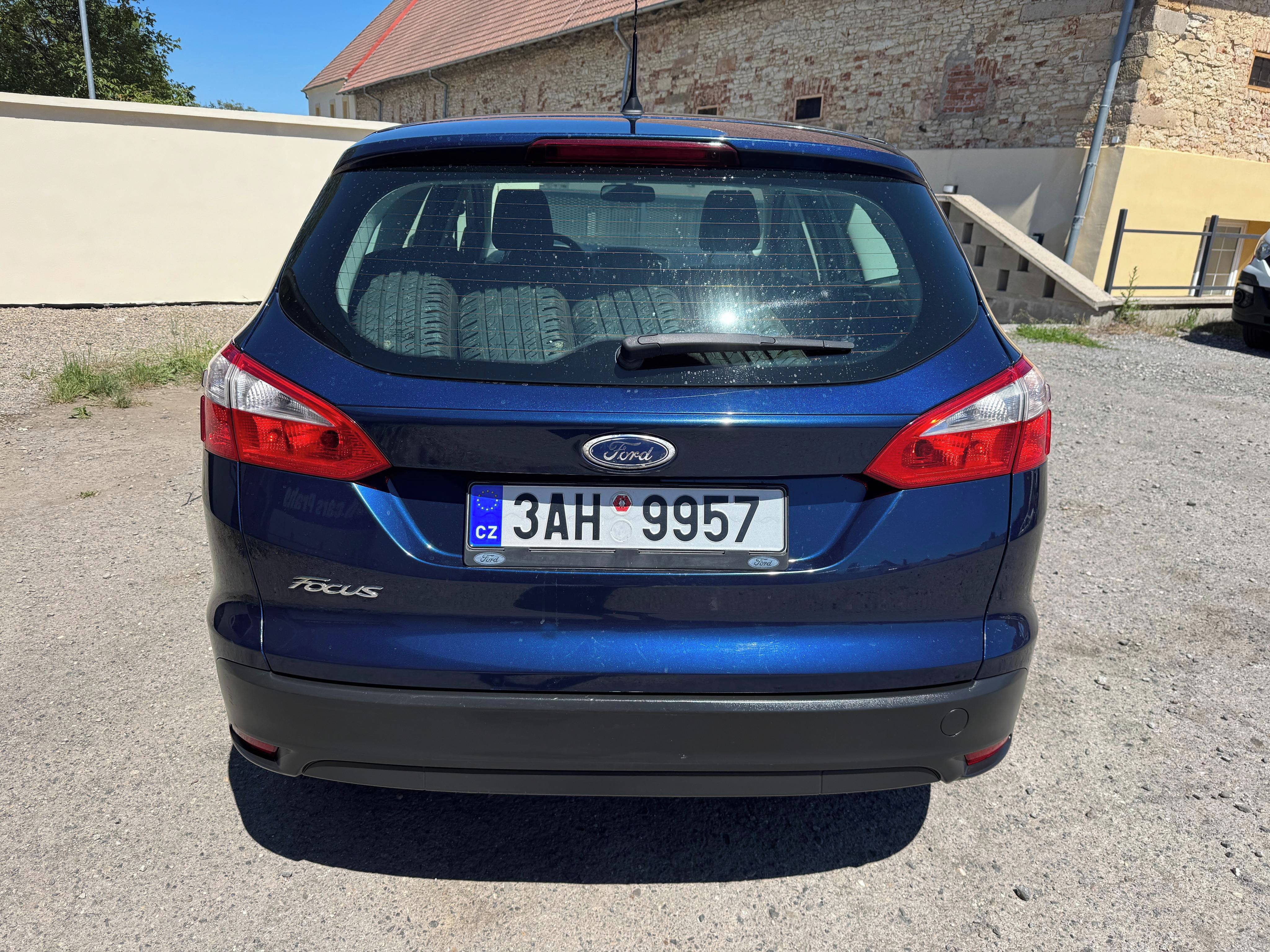 Ford Focus, 1.6 Ti-VCT 77KW CZ 1. maj. - fotka 6