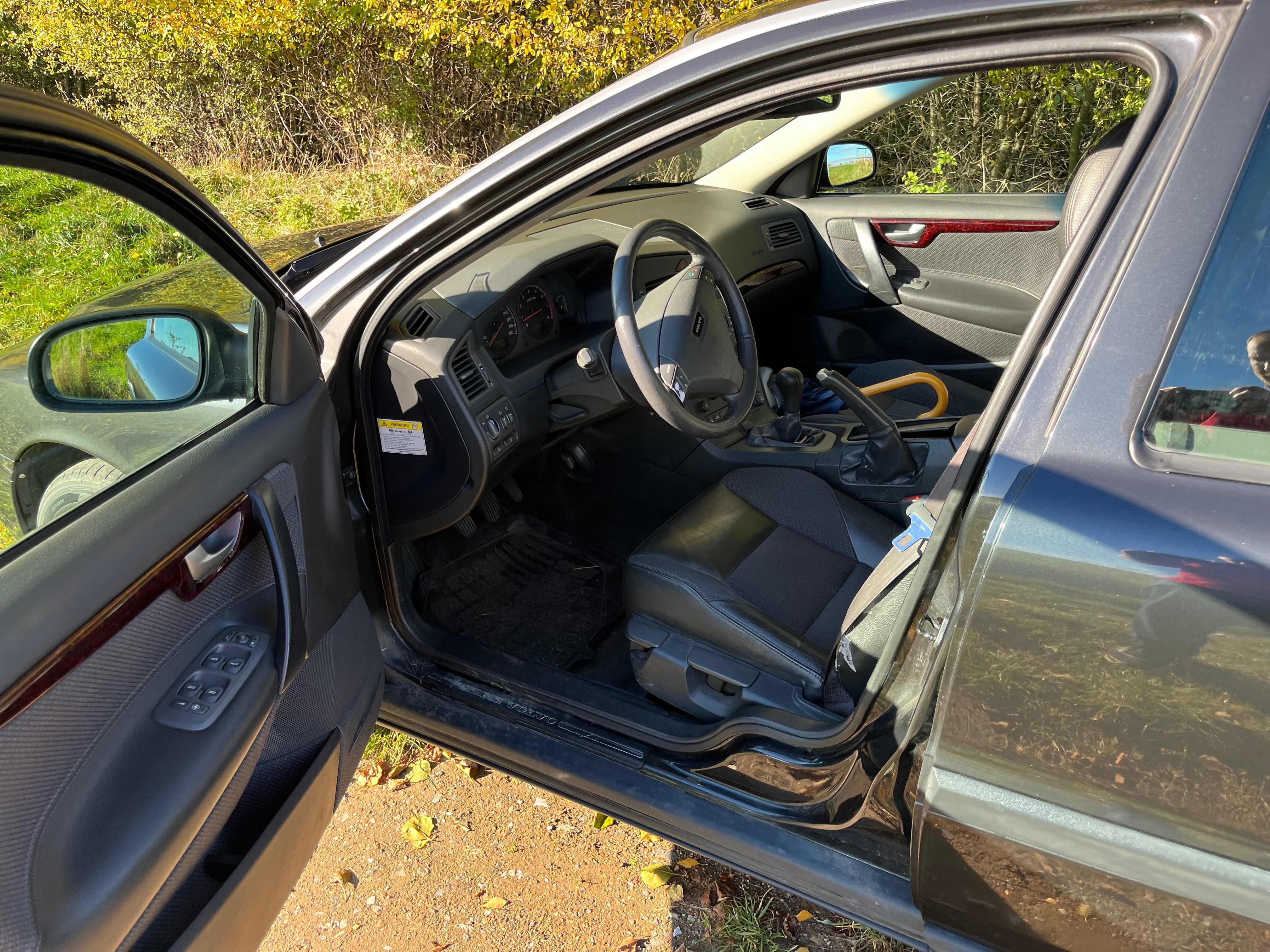 Volvo S60 - fotka 2