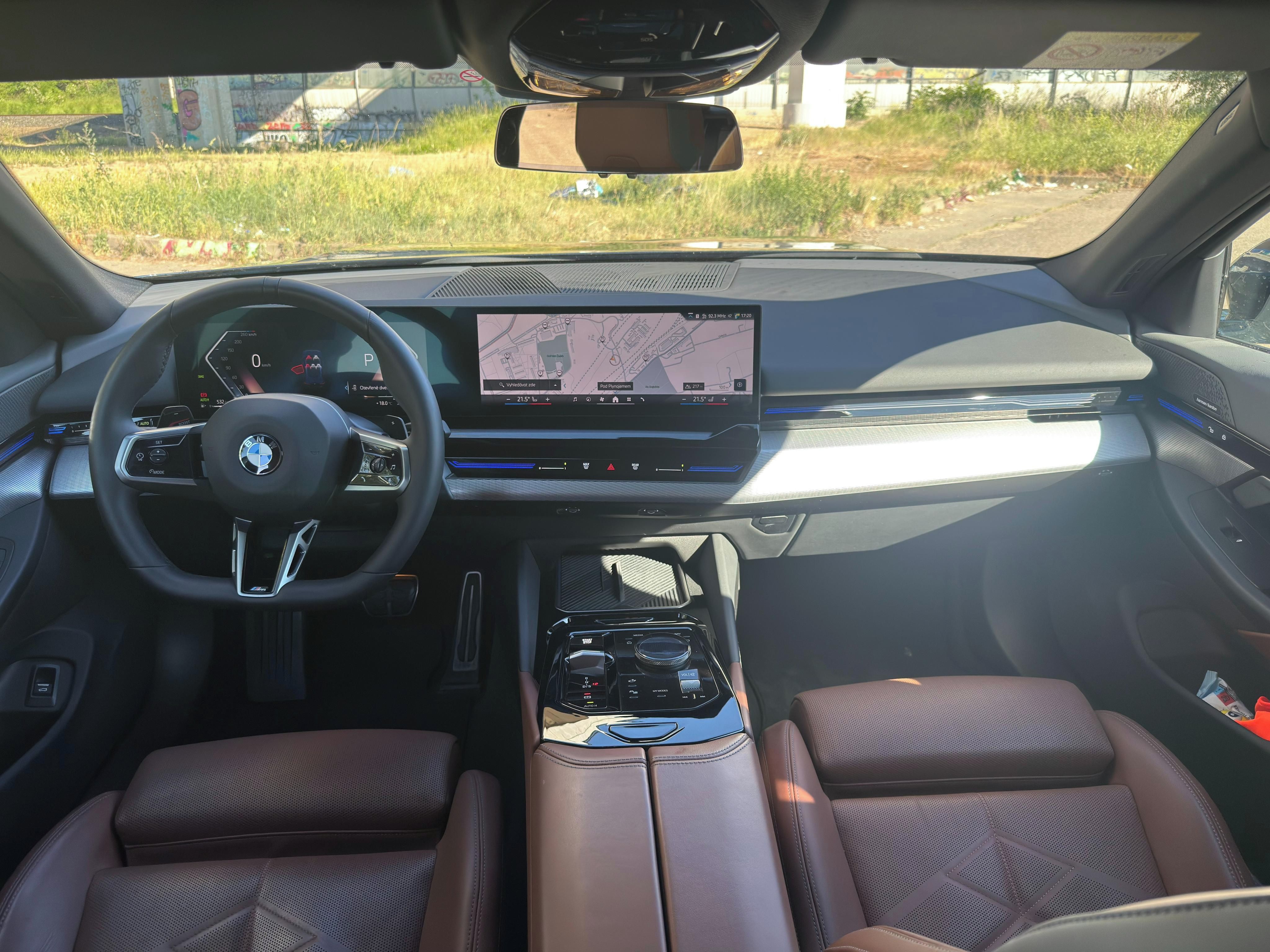 BMW Řada 5, 520d touring M tažné - fotka 2