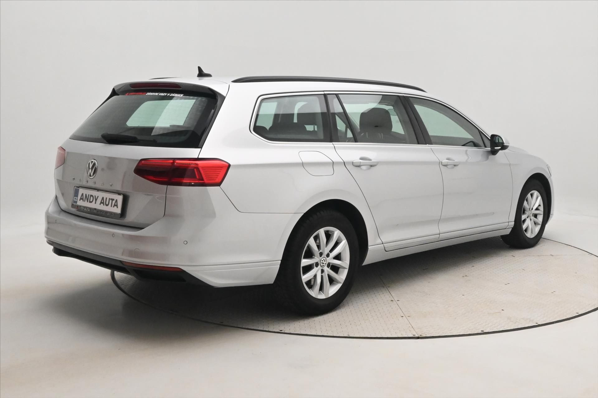 Volkswagen Passat Variant, 2,0 TDI 110kW DSG Variant Busi - fotka 5