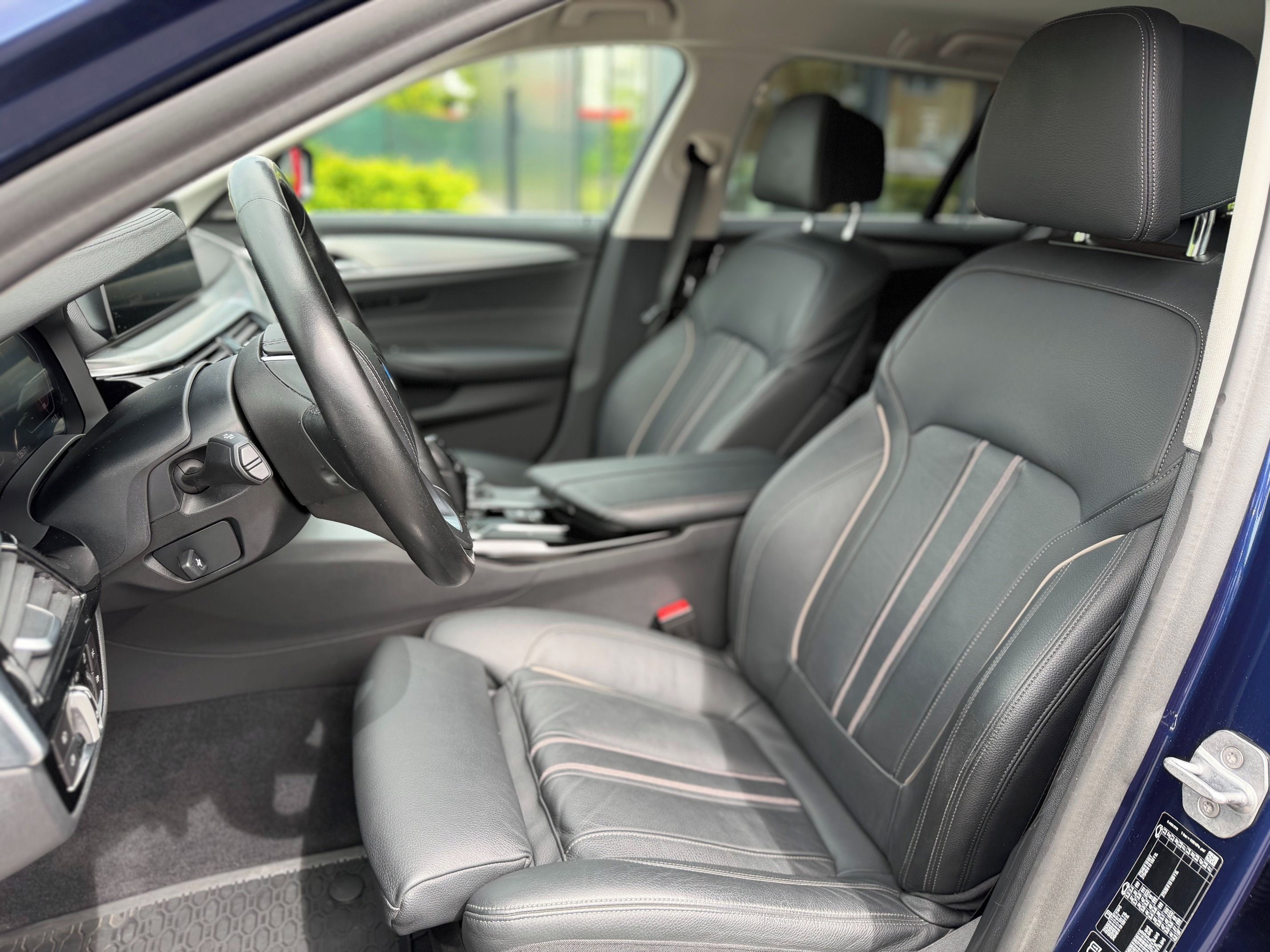 BMW Řada 5, 530 d xDrive Luxury, nez.topen - fotka 6