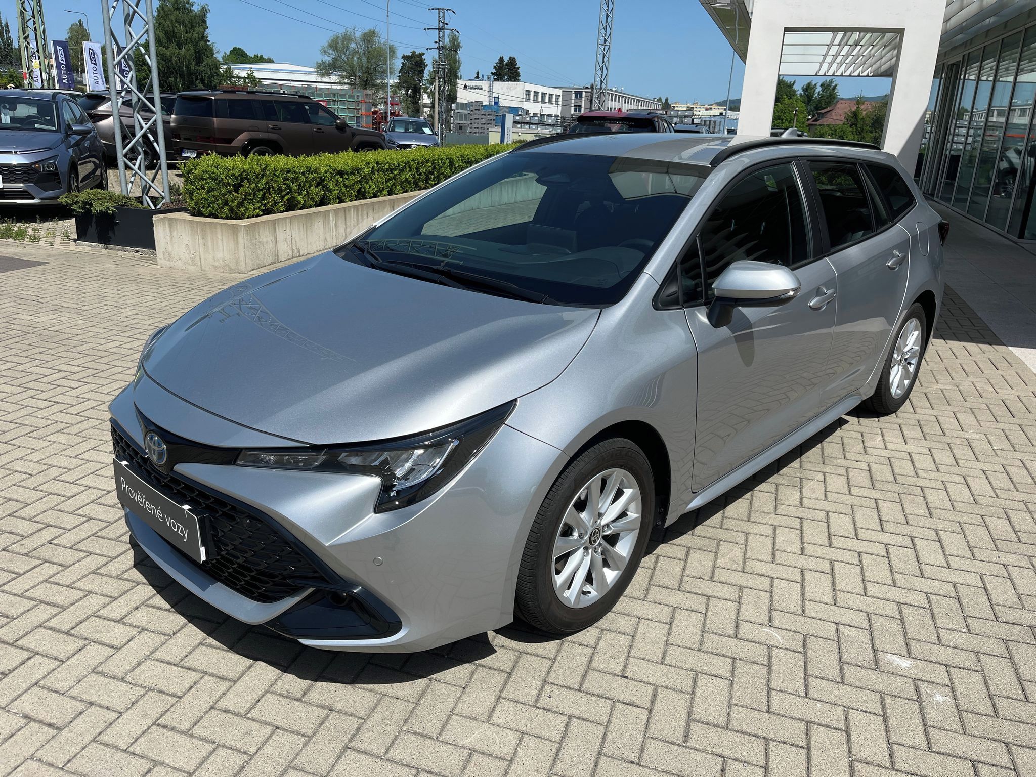 Toyota Corolla, 1.8 Hybrid Comfort Tech TS - fotka 2