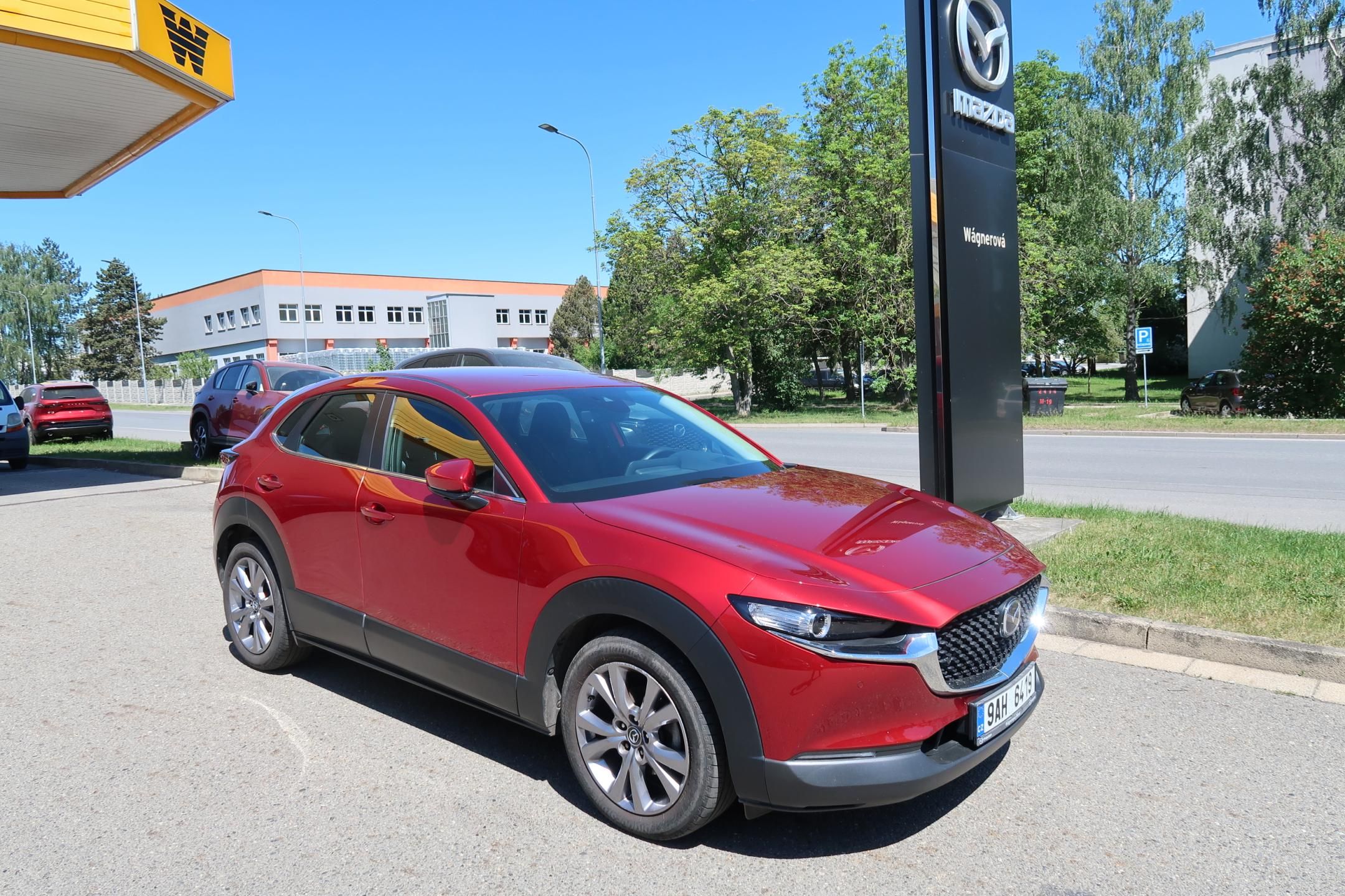 Mazda CX-30, 2,0 G122 Plus, tažné, záruka