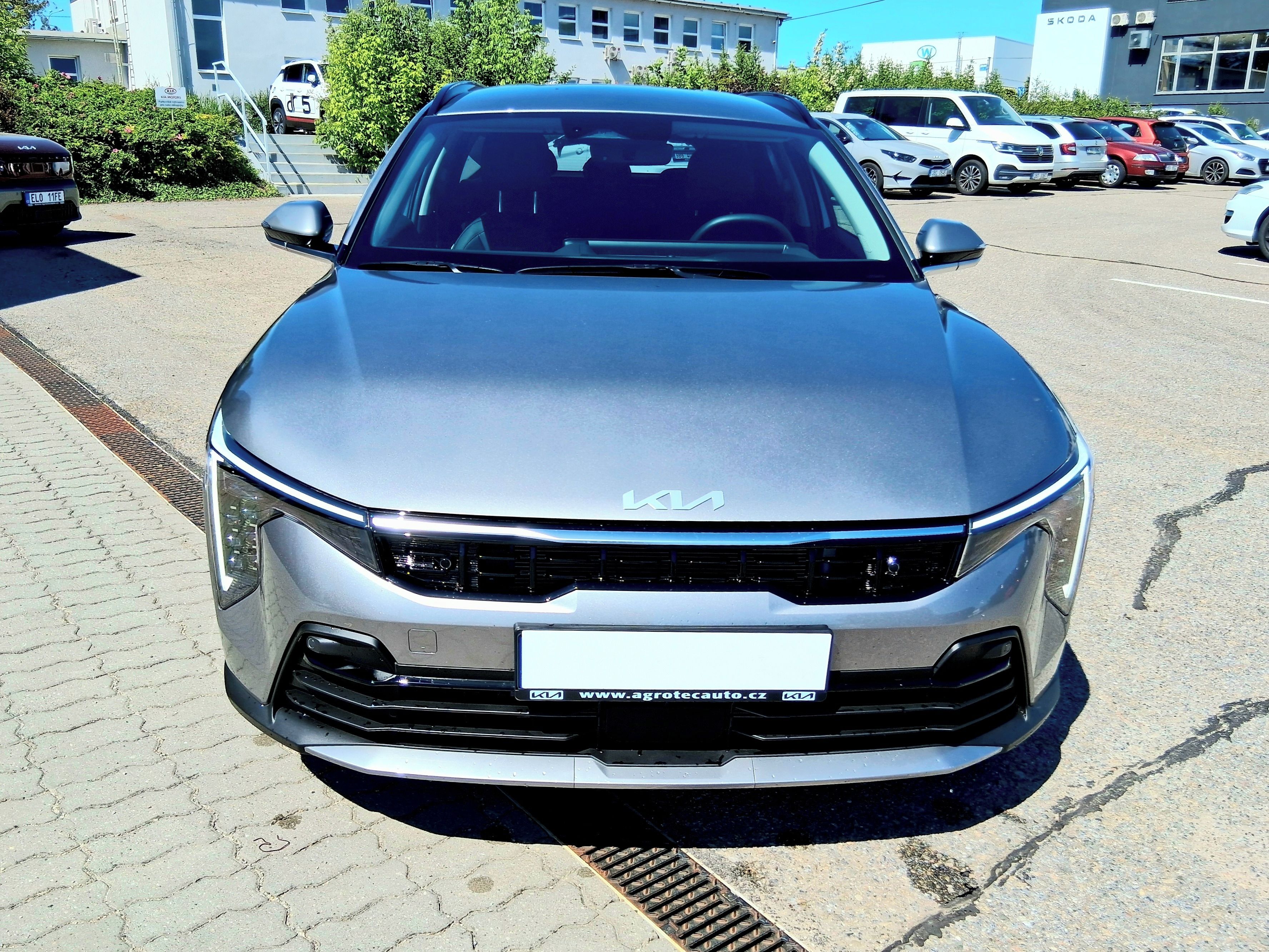 Kia K4, K4 SW 1,6 T-GDI 7DCT TOP - fotka 2