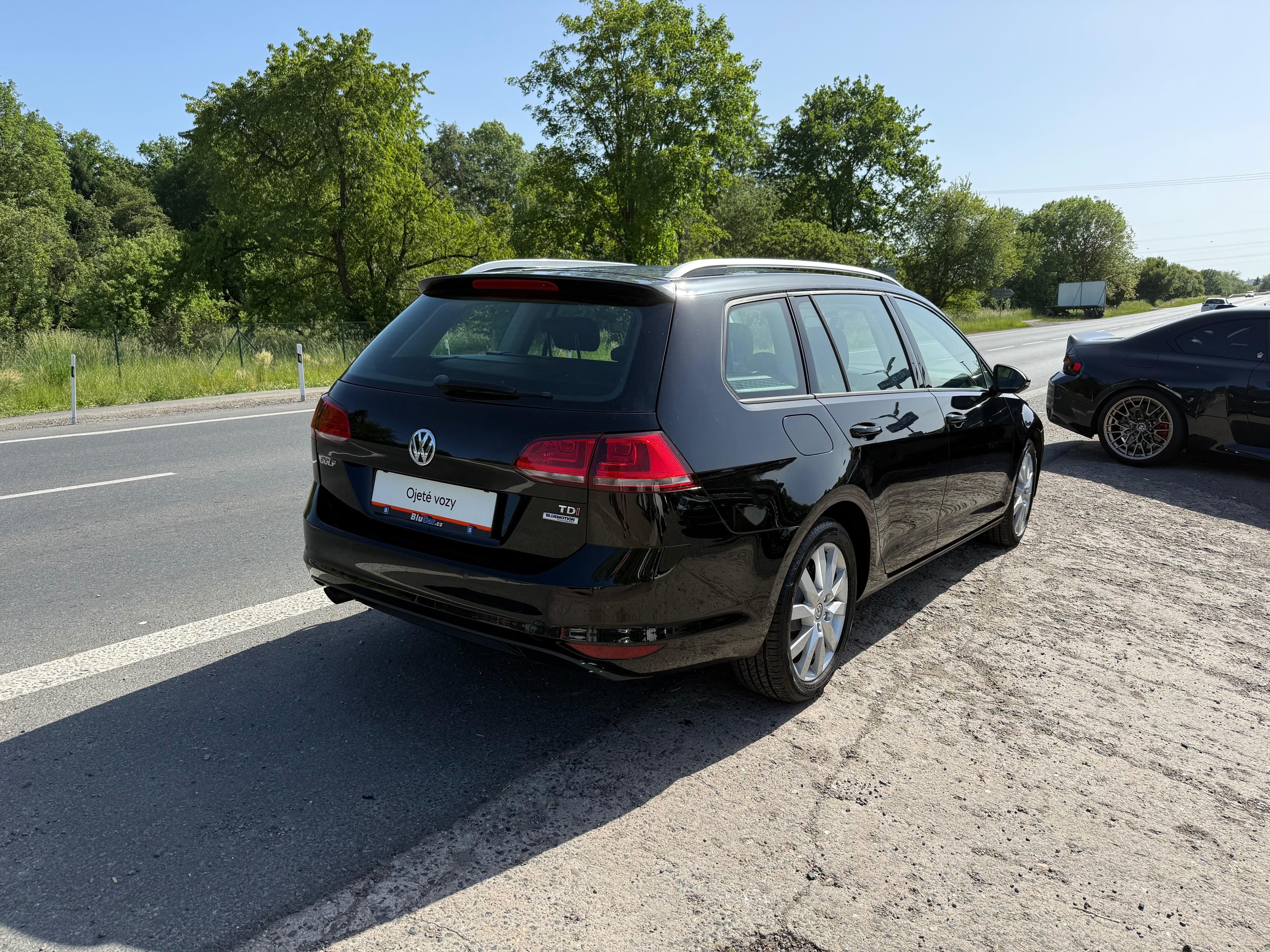Volkswagen Golf, 1.6TDI 77kw ČR Kůže Led Výhřev - fotka 6
