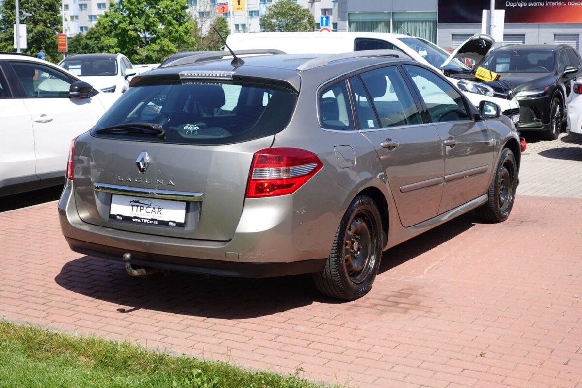 Renault Laguna, 2.0 16V Expression Grandtour - fotka 4