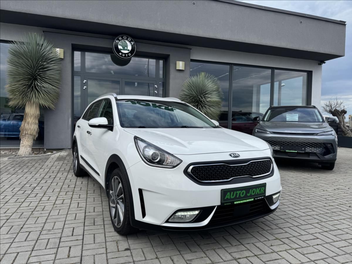 Kia Niro, 1,6 GDi 77kW HYBRID  AUTOMAT Č - fotka 3