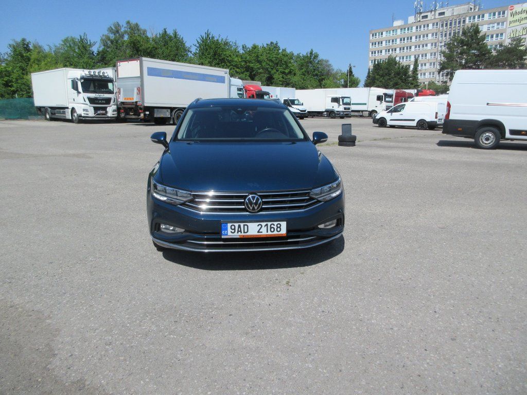 Volkswagen Passat Variant, 2.0 Tdi 110kw, Dsg Elegance - fotka 2