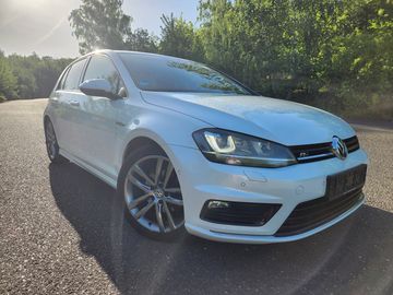 1.4TSi 103kW R-LINE,DYNAUDIO