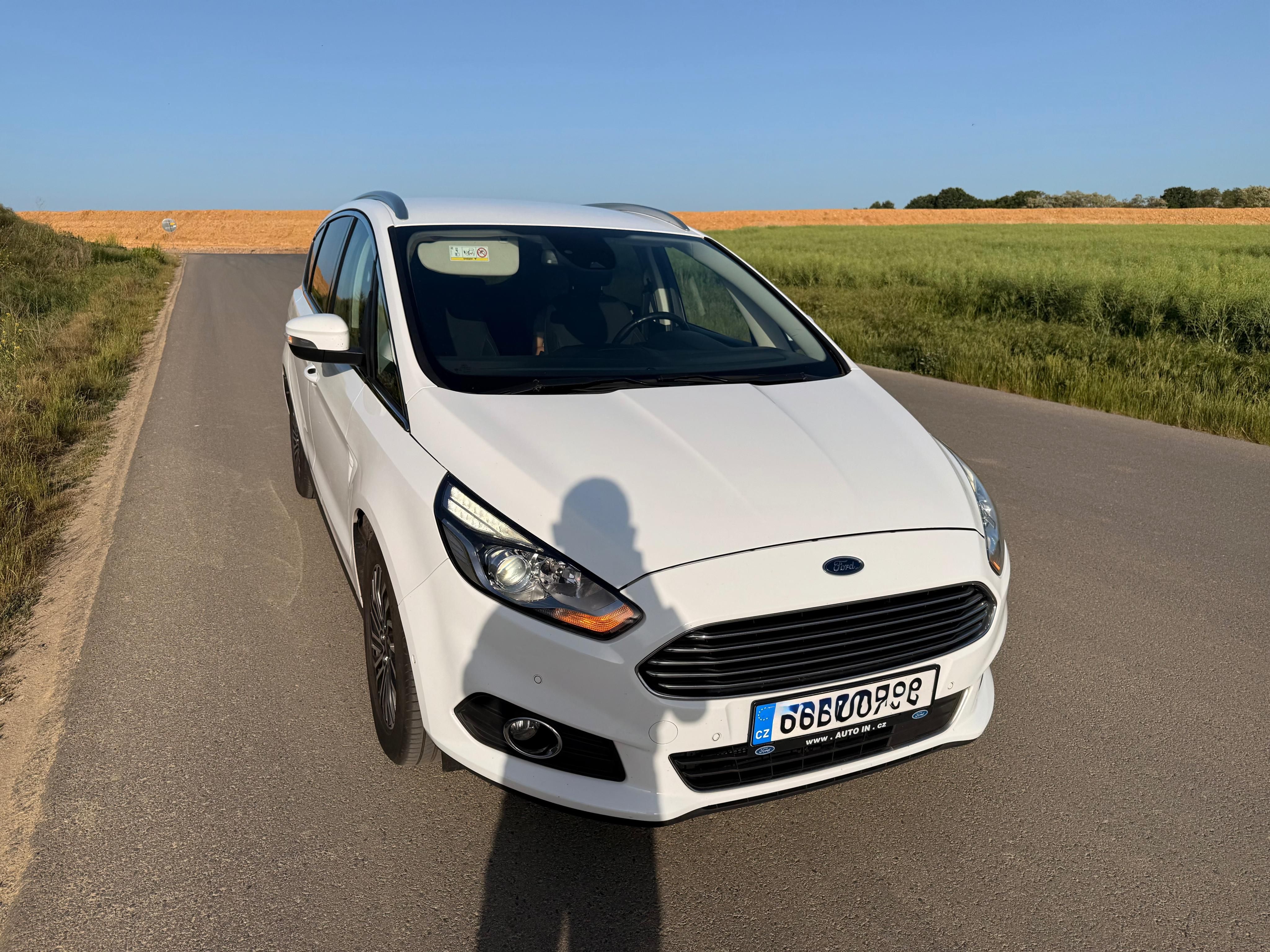 Ford S-MAX, Ford S-MAX 2.0 TDCi AT8 - fotka 2