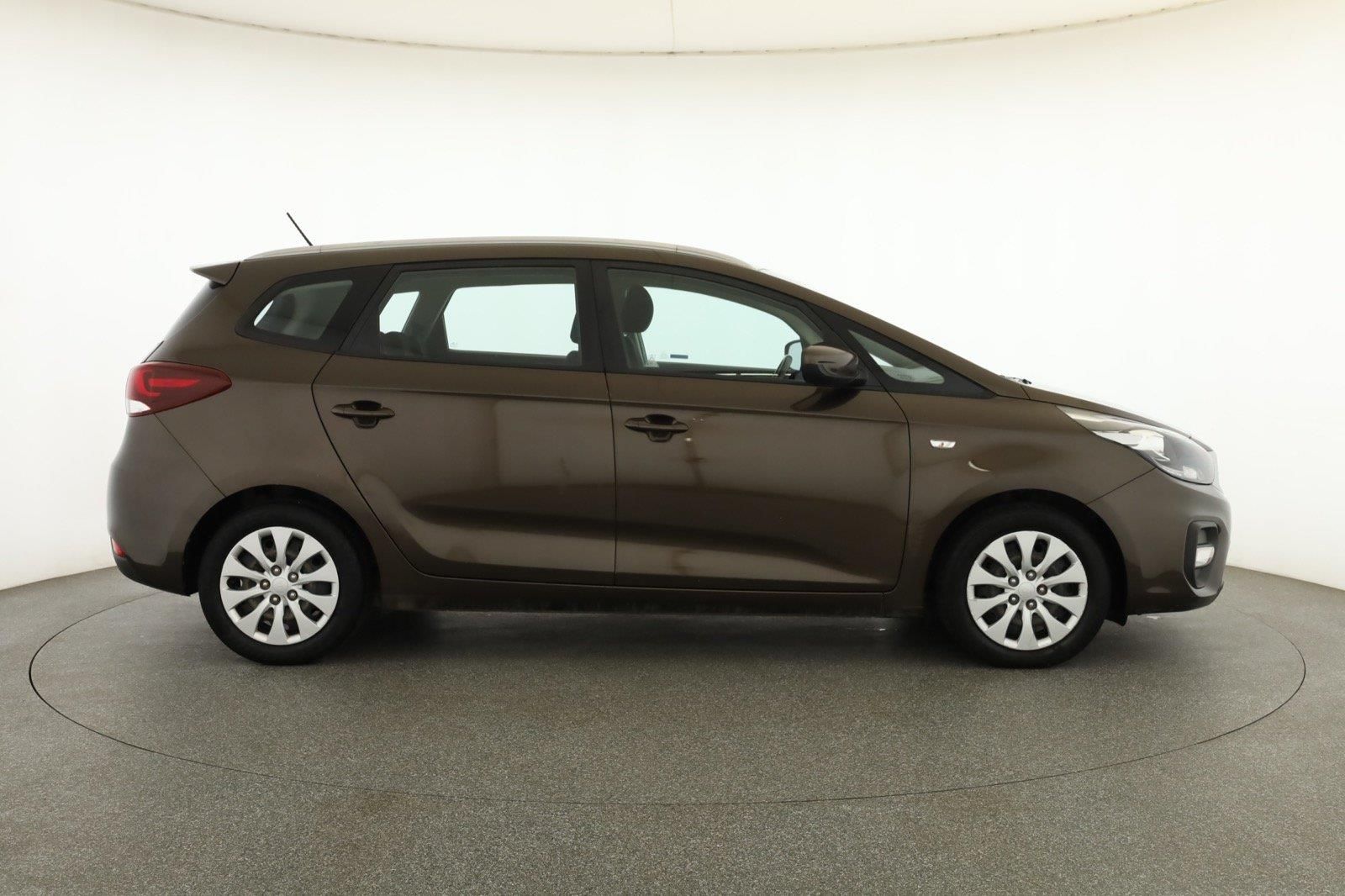 Kia Carens, 1.7 CRDi, ČR,1.maj, Serv.kniha - fotka 6