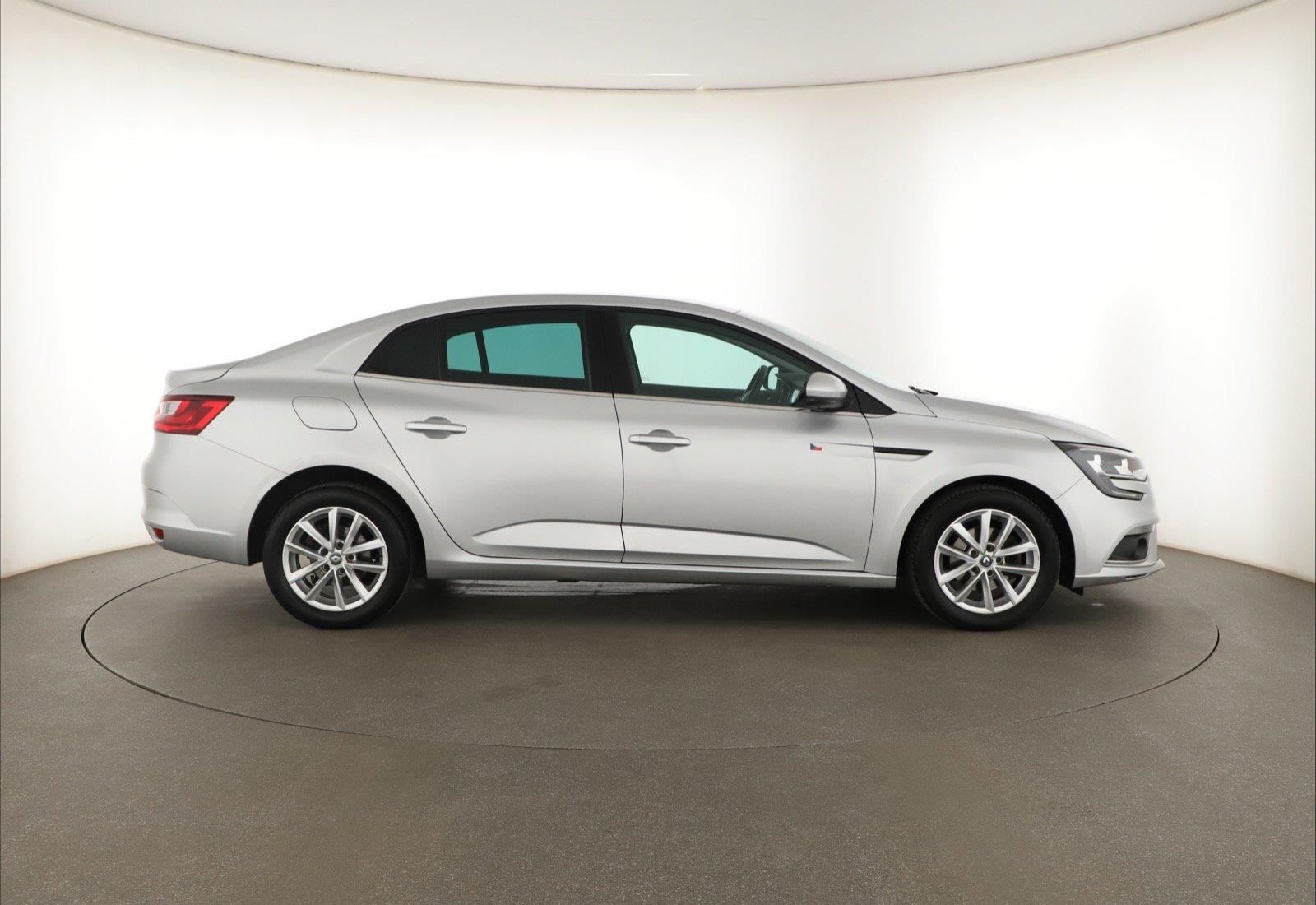 Renault Mégane, 1.5 dCi, Automatická klima - fotka 6