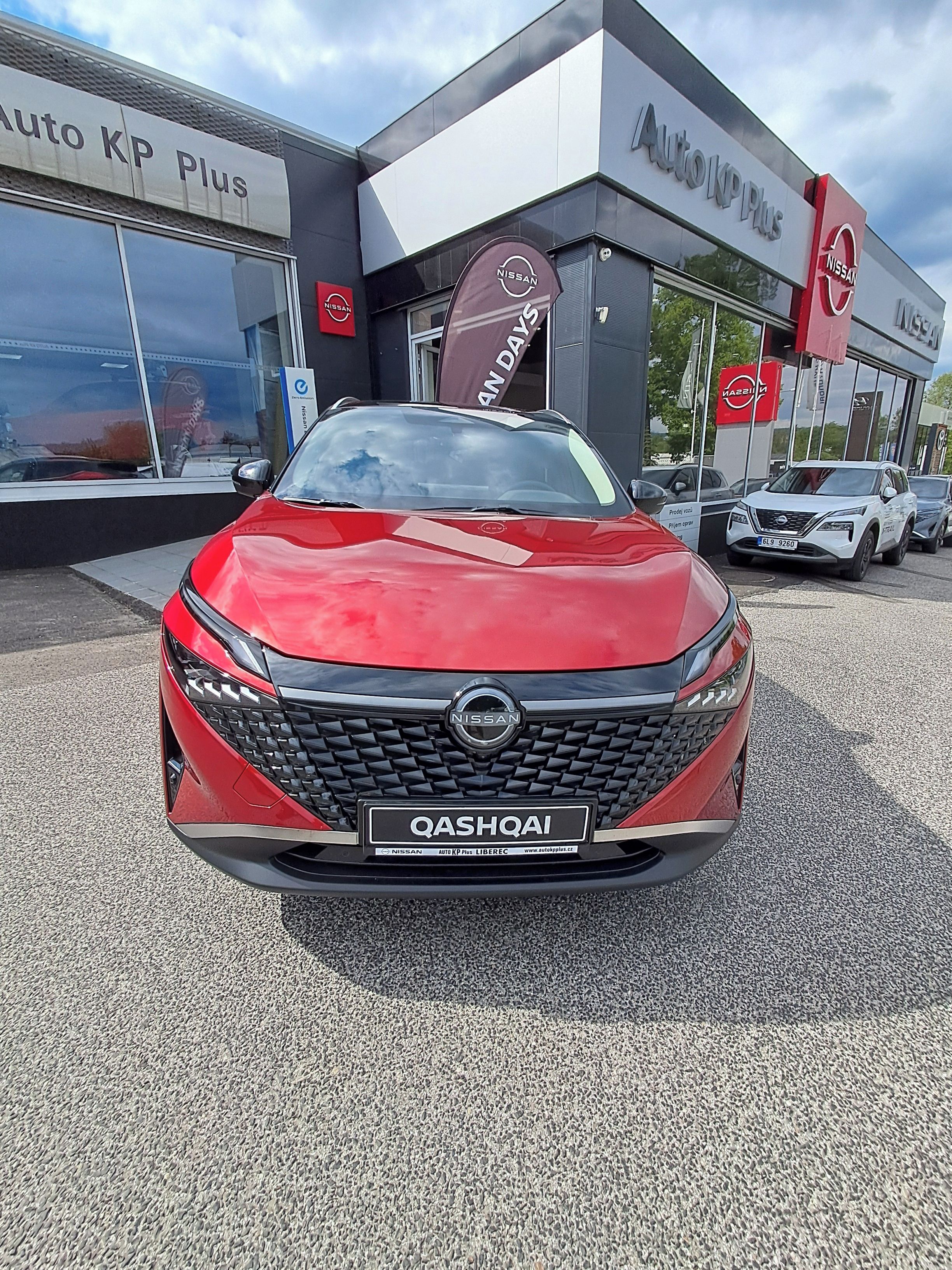 Nissan Qashqai, 1,3DIG-T mHEV 158k N-connecta - fotka 2