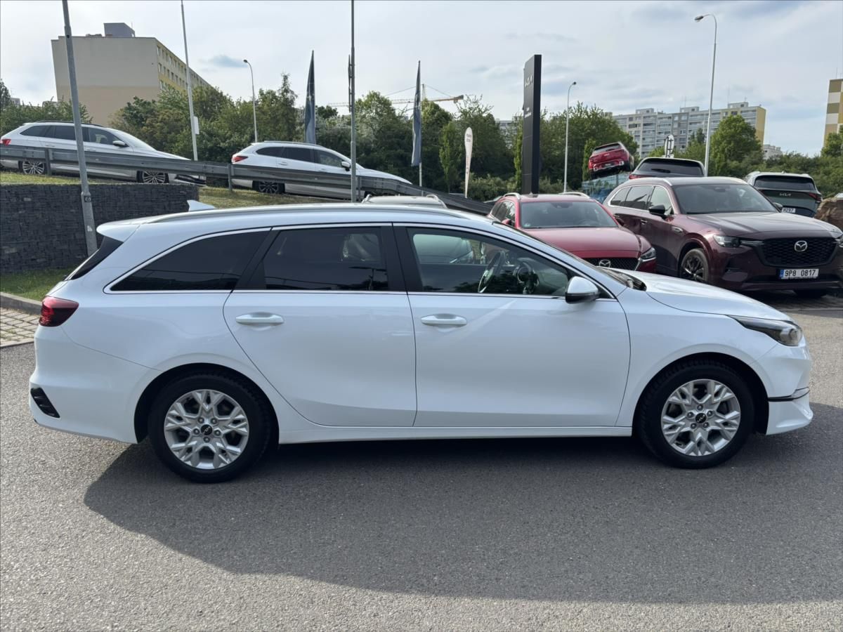 Kia Cee´d, 1,5 TGDi AT TOP ZÁRUKA ADAPTIV - fotka 6