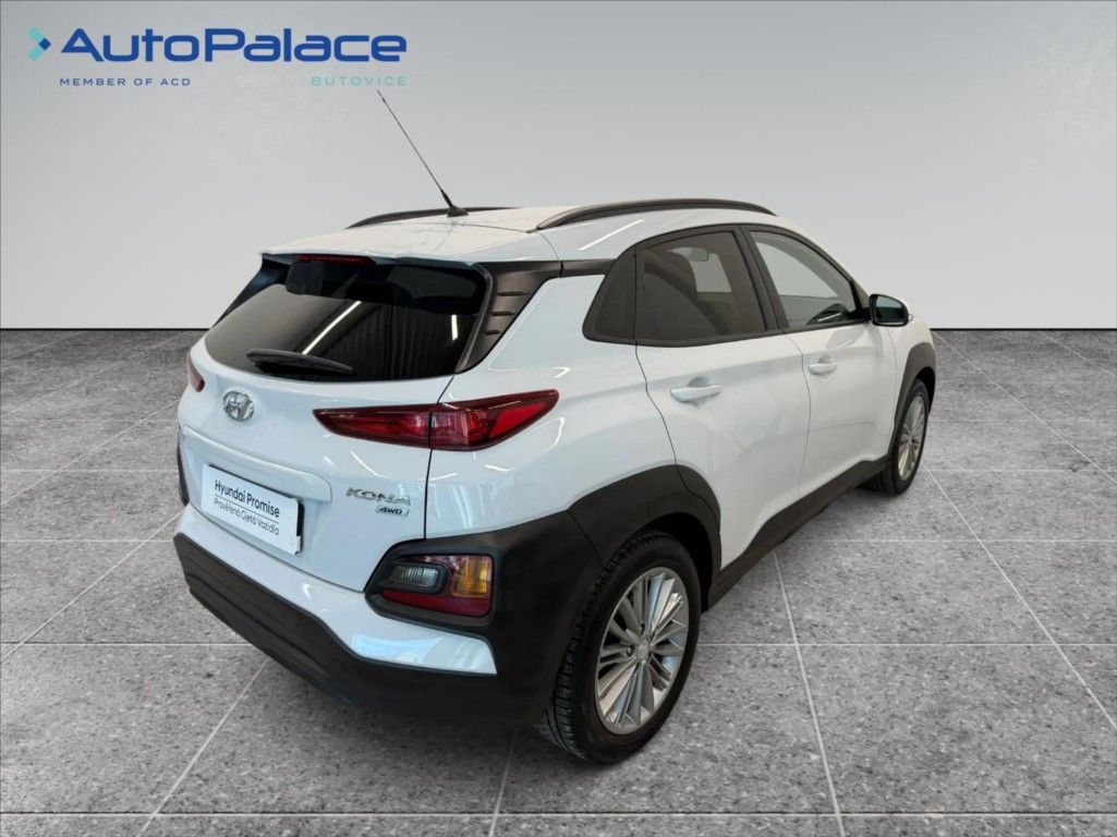 Hyundai Kona, 1,6 T-GDI COMFORT 4X4 AT - fotka 4