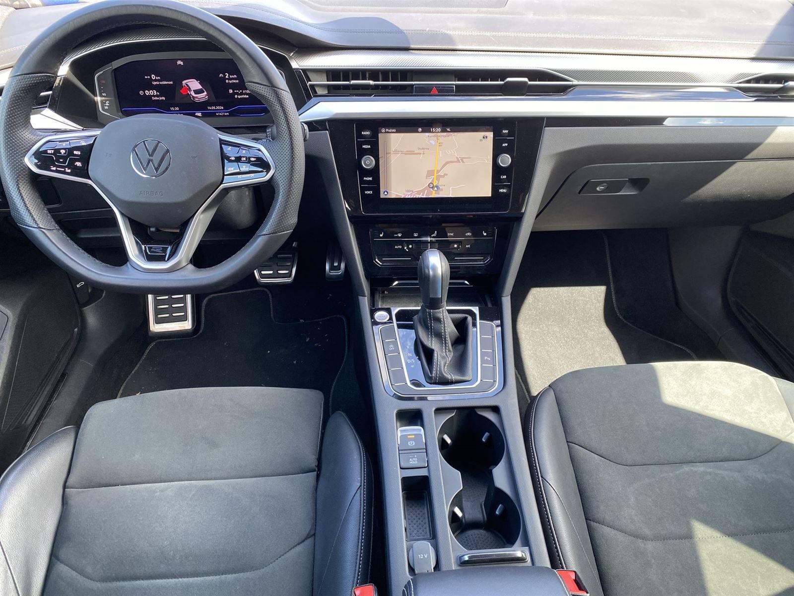 Volkswagen Arteon, 2.0 TDI DSG R-line - fotka 5