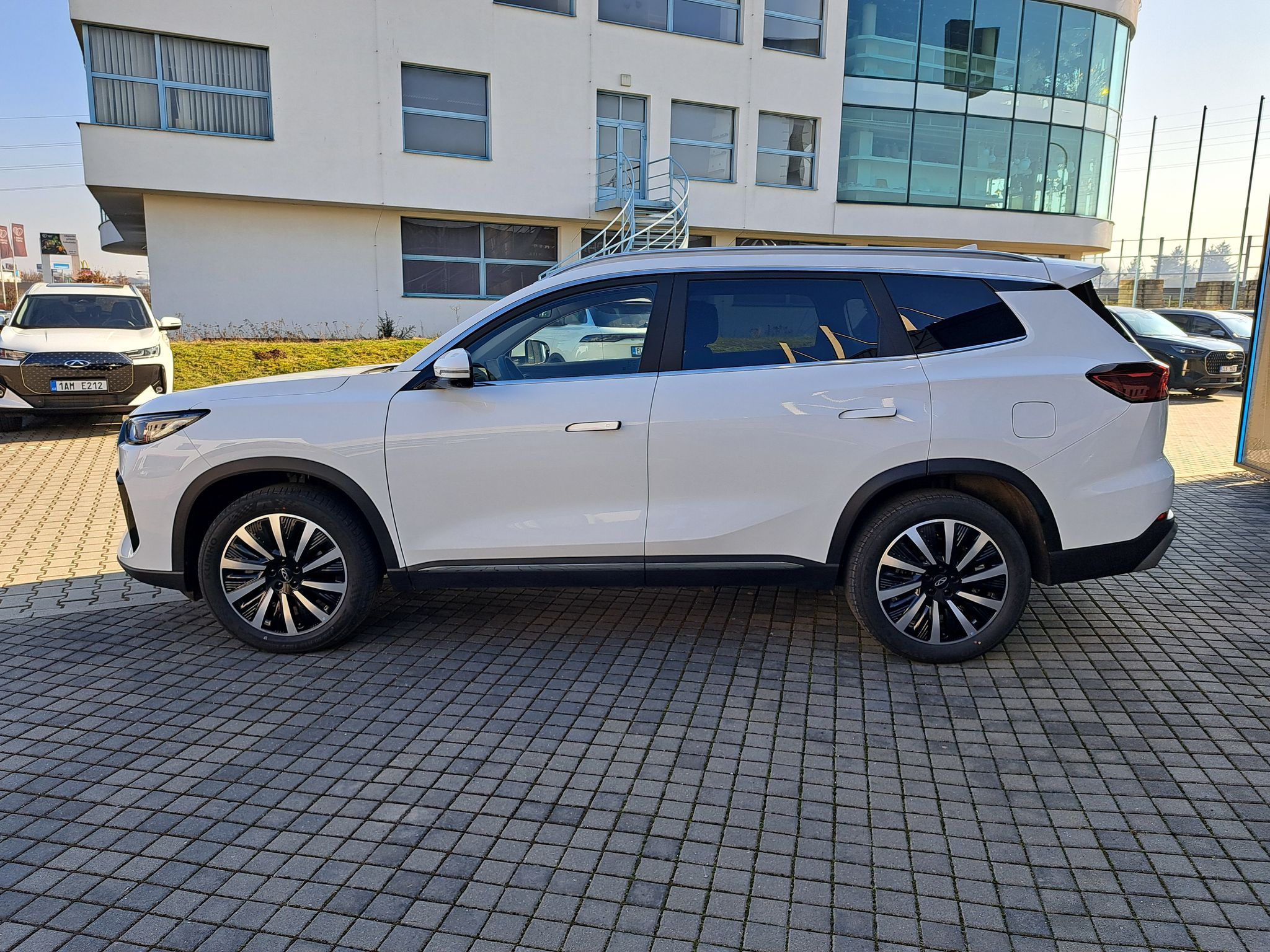 Chery Tiggo 8 PHEV, UNIQUE - fotka 5