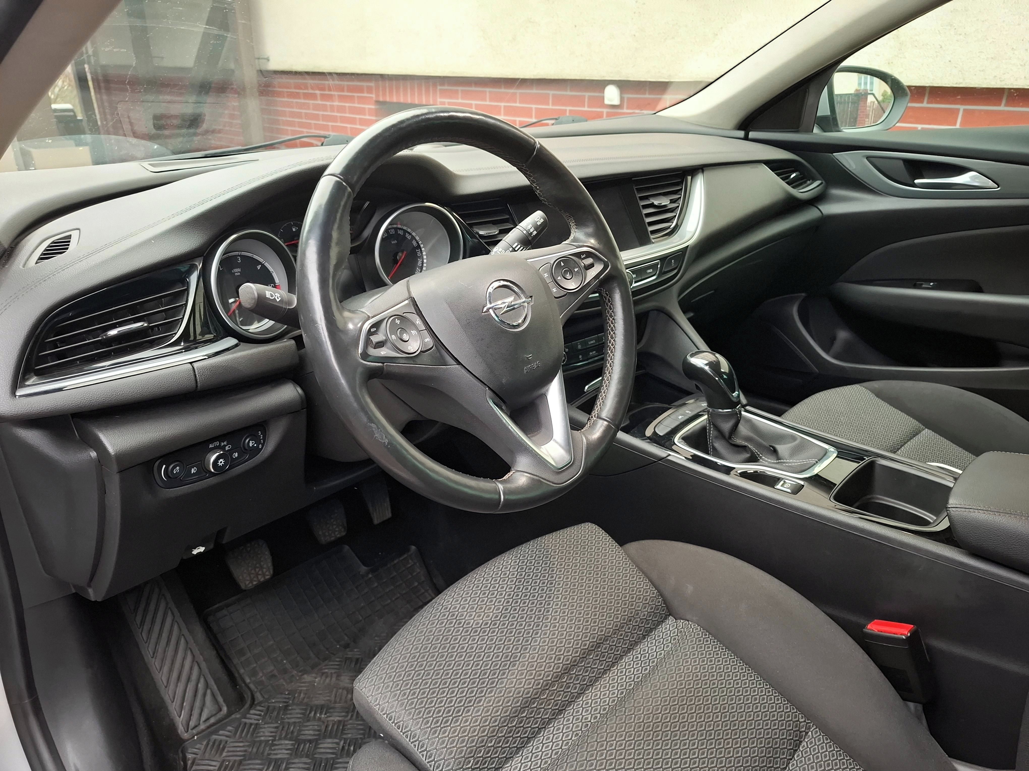 Opel Insignia, 2.0 CDTi 125 kW (170 PS) - fotka 2