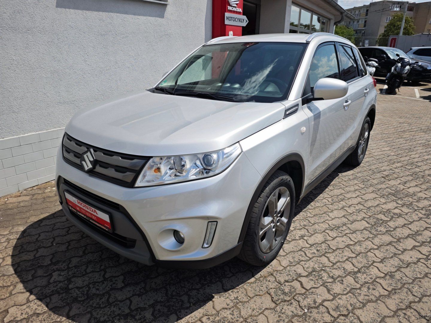Suzuki Vitara, 1.6 VVT ALLGrip 4x4 Kamera - fotka 3