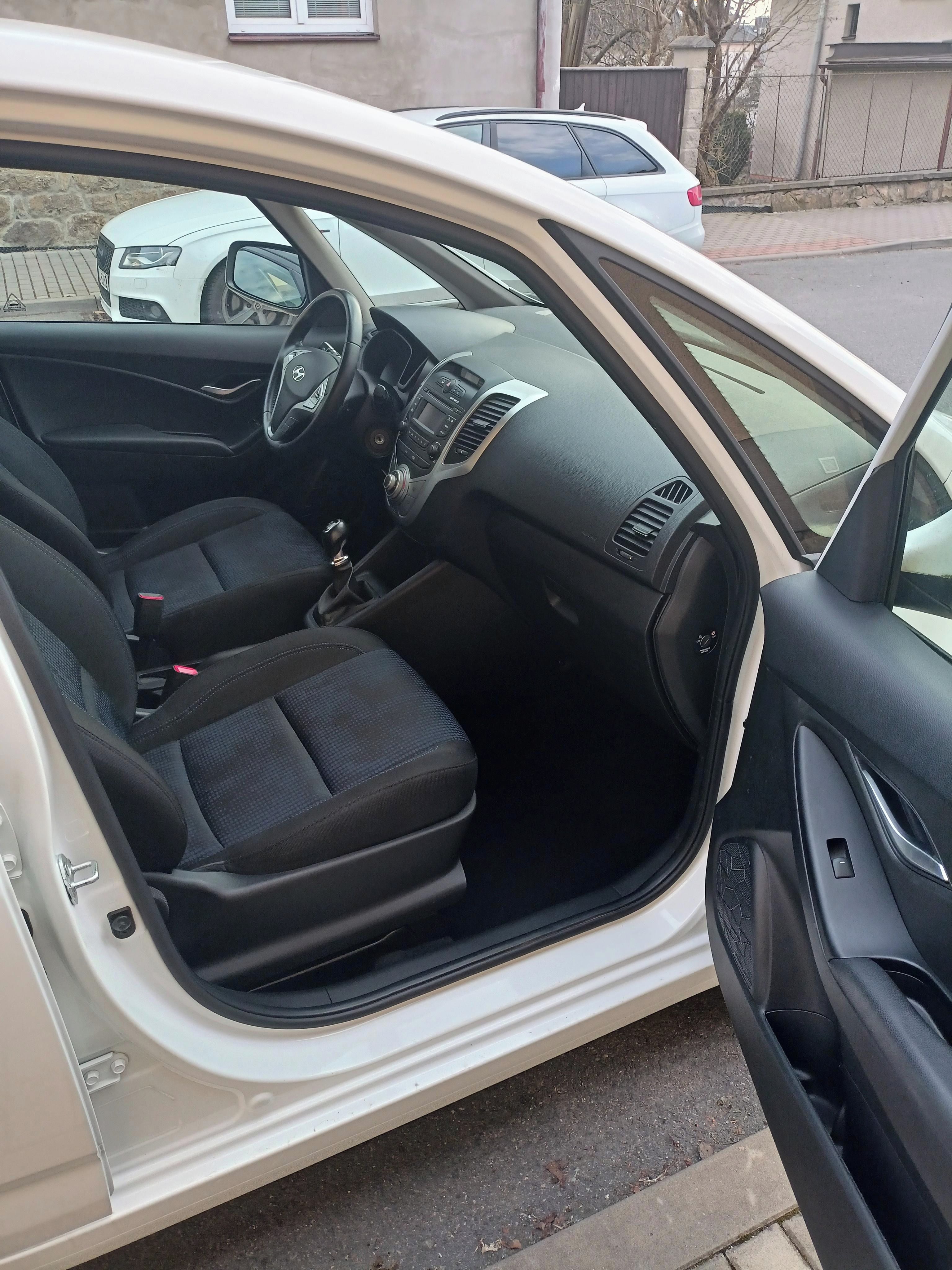Hyundai ix20, 1,4CRDi 66kw - fotka 6