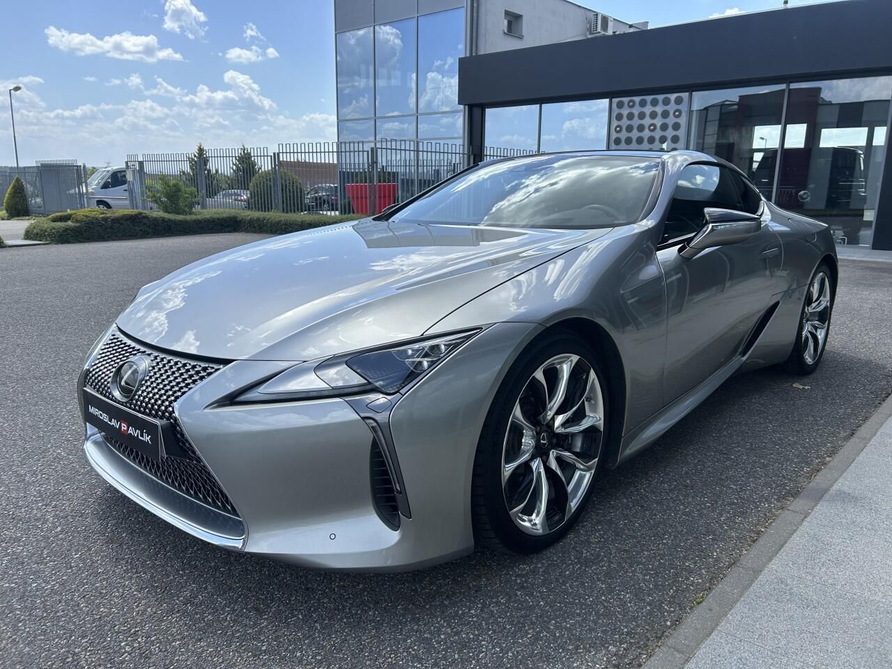 Lexus LC 500, Sport+ 5.0 V8 - fotka 3