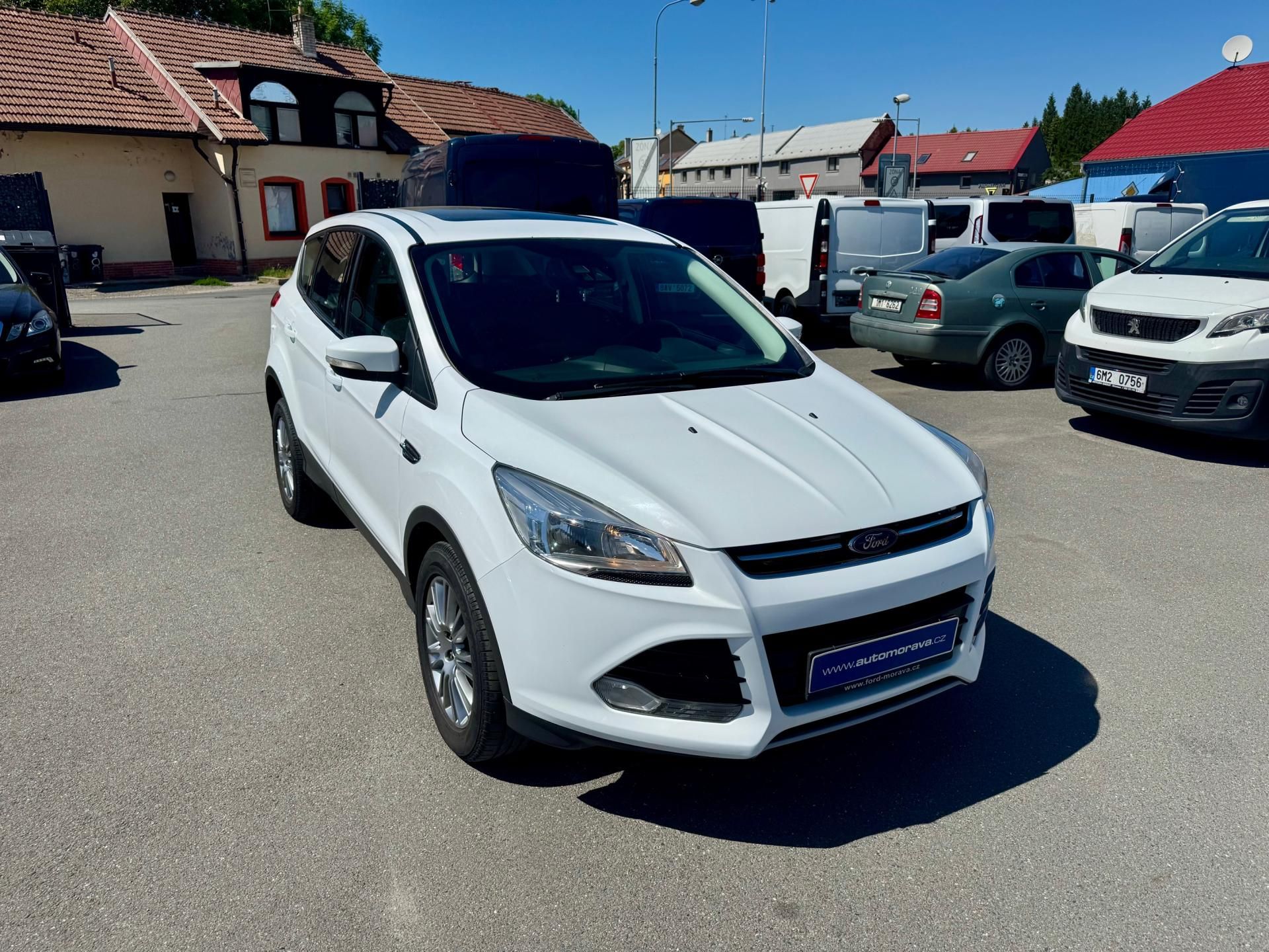 Ford Kuga, 2.0 TDCI 103 KW - fotka 4