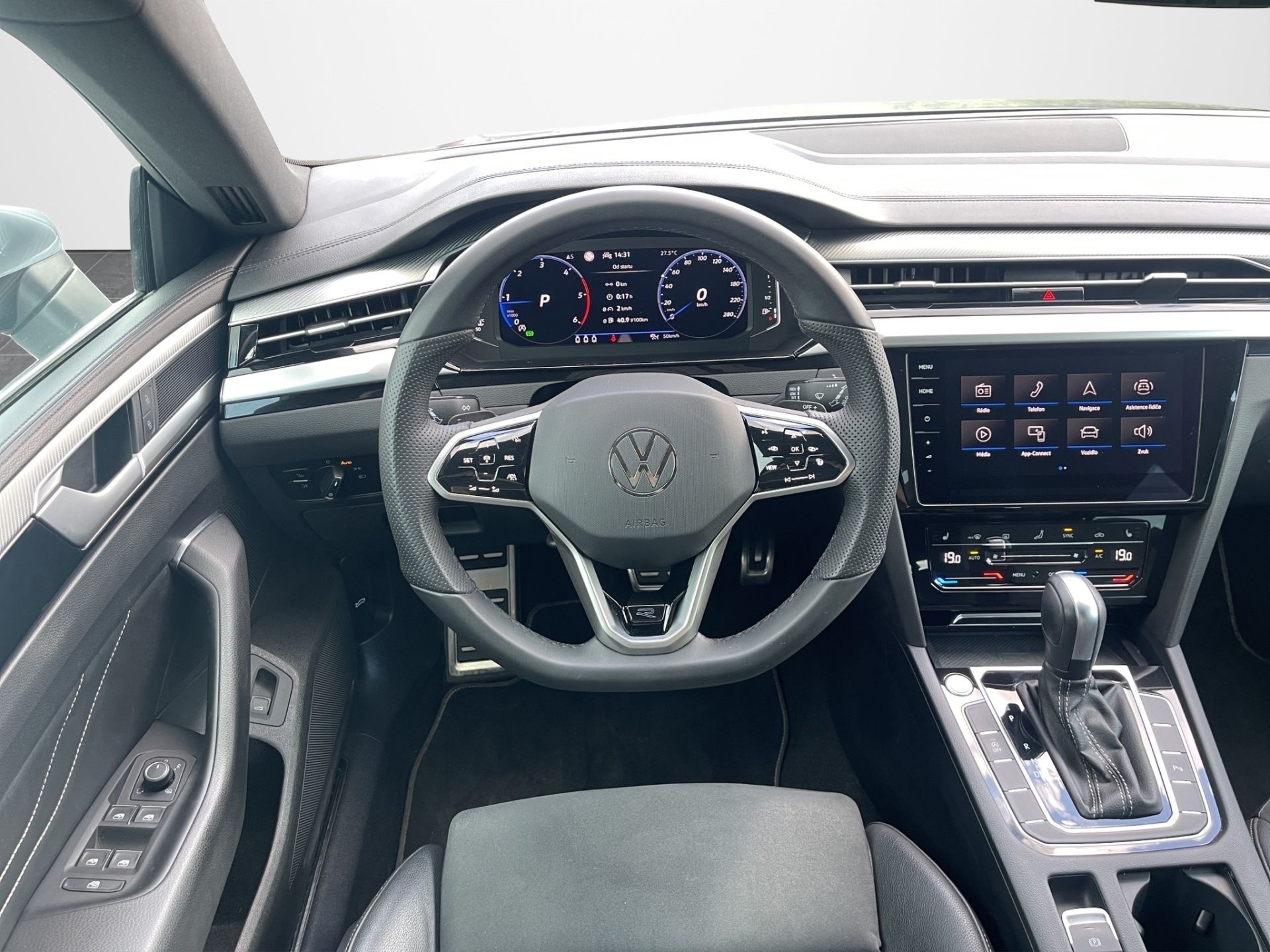 Volkswagen Arteon Shooting Brake, R-Line 2.0 TDI 147 kW 4MOT DSG - fotka 6
