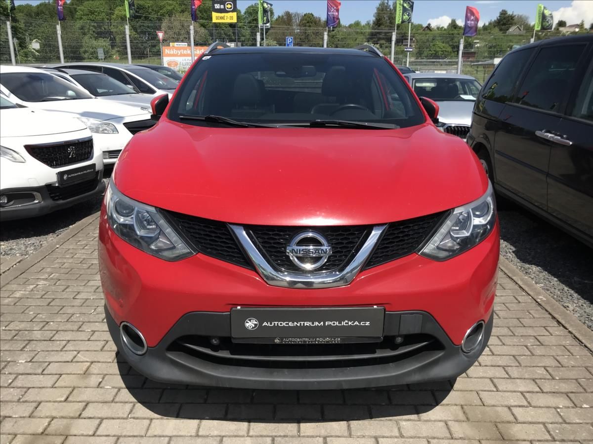 Nissan Qashqai, 1,6 96kw TEKNA LED PANORAM - fotka 3