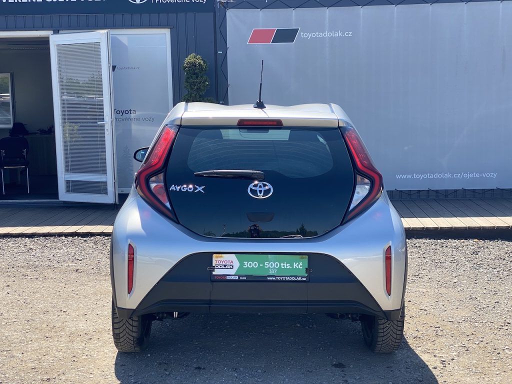Toyota Aygo, 1.0i, ČR-1m, Comfort, automat - fotka 6