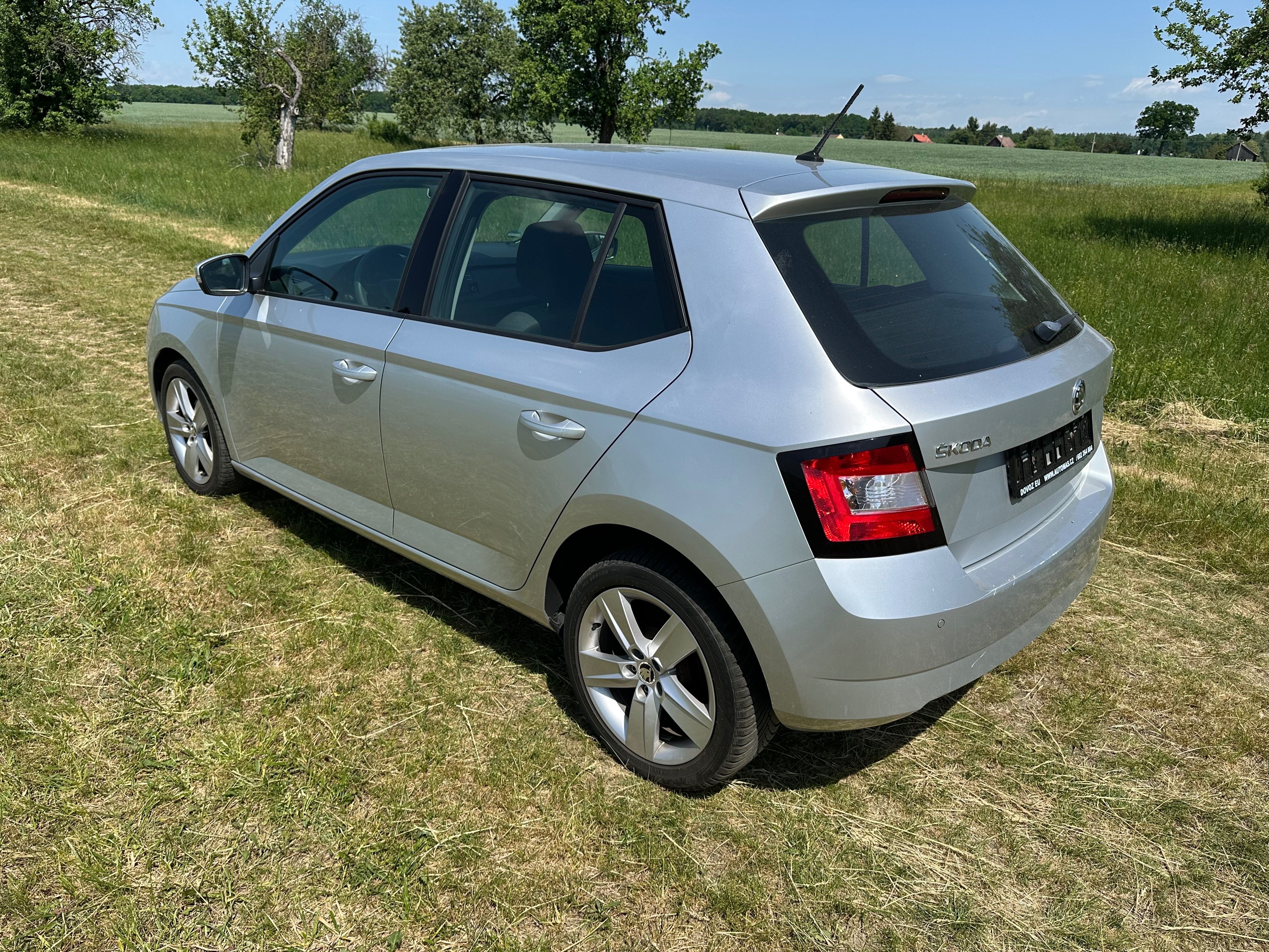 Škoda Fabia, 1.0.MPI-44KW-99000KM-SERVIS - fotka 4