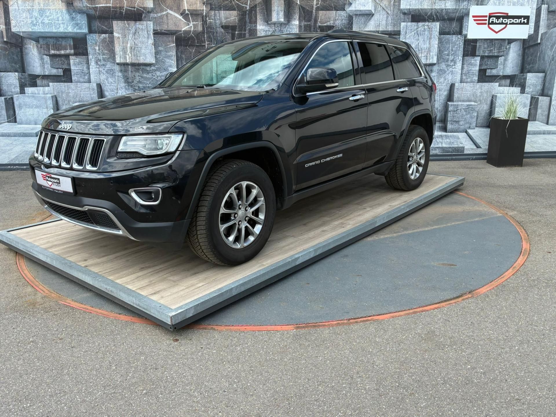 Jeep Grand Cherokee, 3.0CRDi, 184KW, LIMITED, DPH - fotka 3