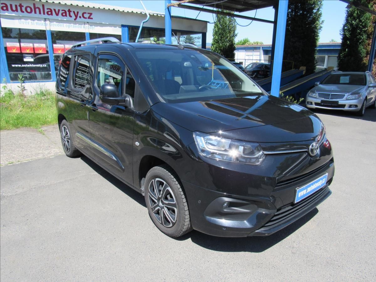 Toyota Proace City Verso, 1,5 D-4D 96kW Automat Family - fotka 3