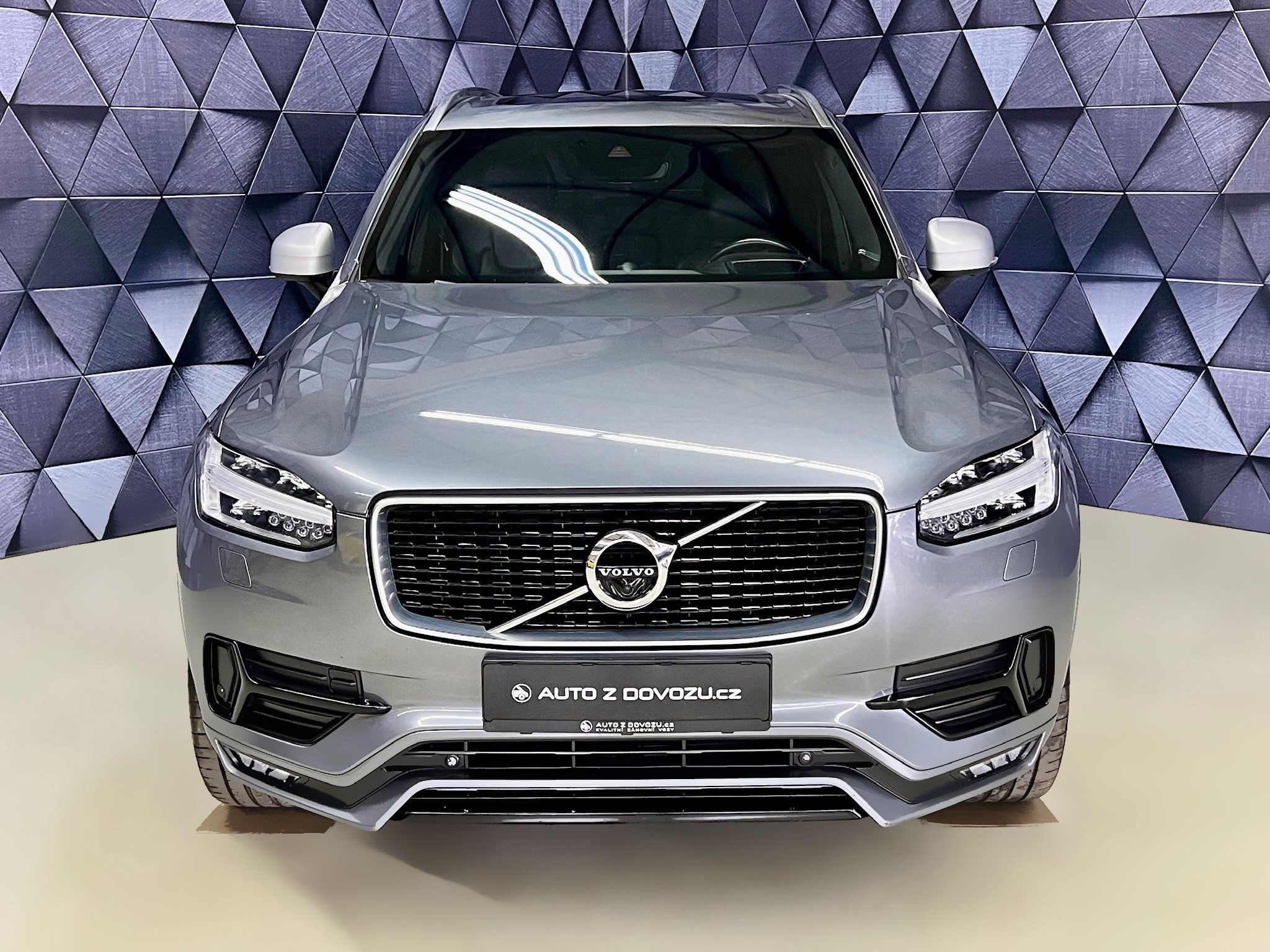 Volvo XC90, B5 AWD EXCELLENCE R-DESIGN - fotka 3