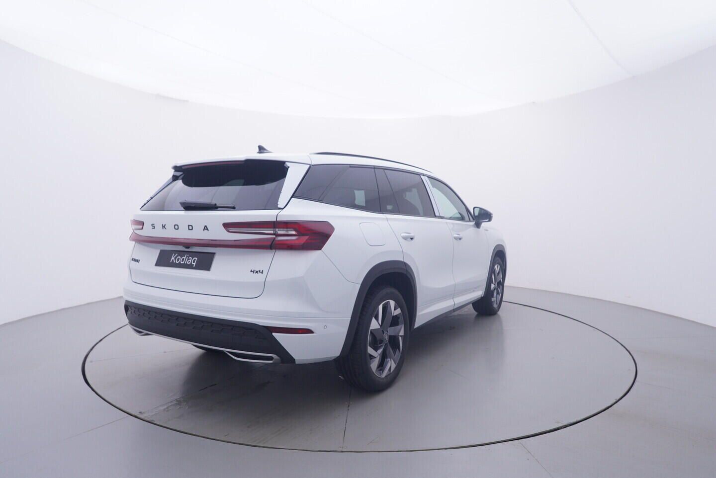 Škoda Kodiaq, Sportline 2.0 TDI 4x4 142 kW - fotka 5