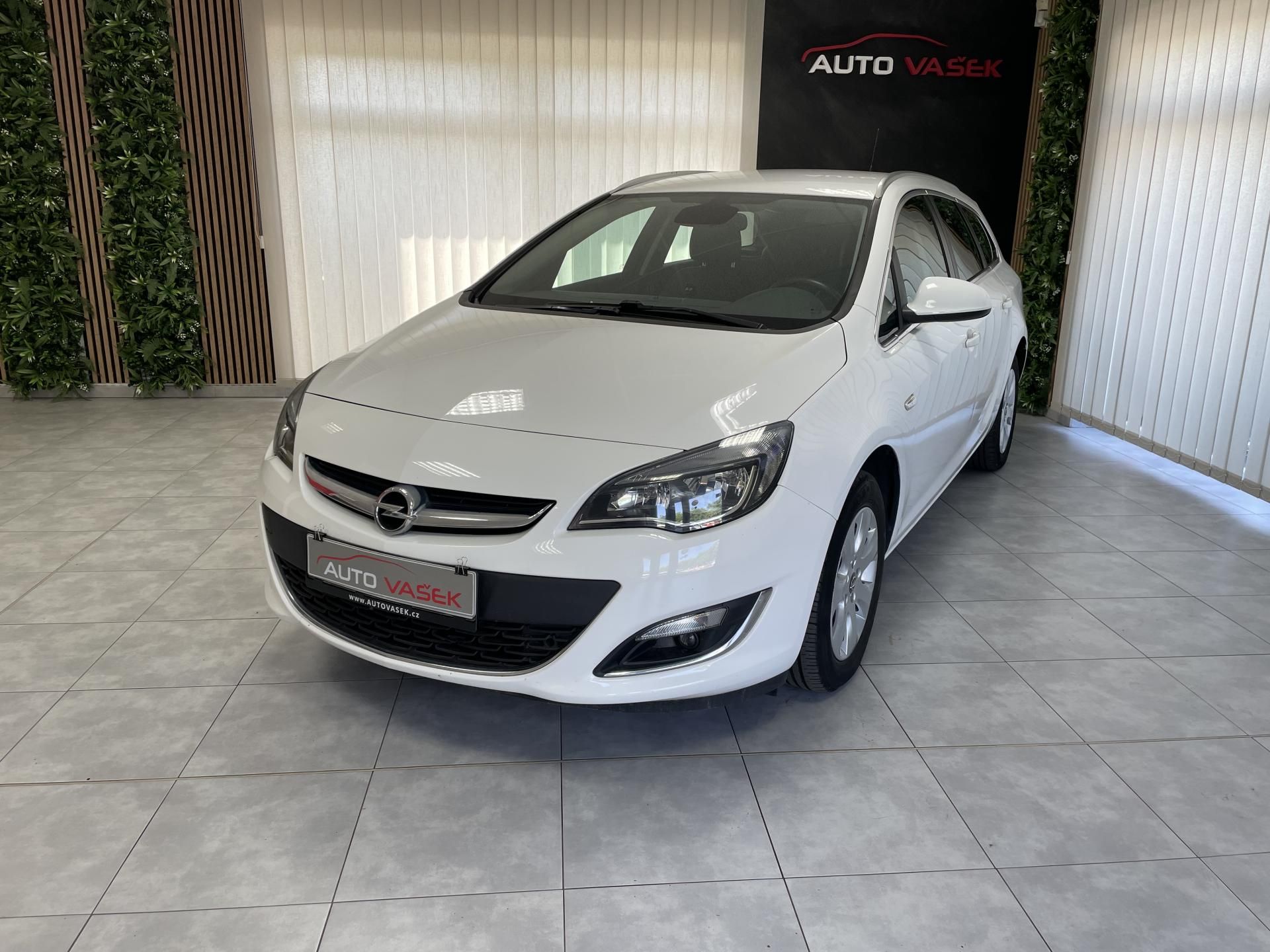 Opel Astra, 1.6 CDTi ČR 1.MAJ.DIGIAC - fotka 5