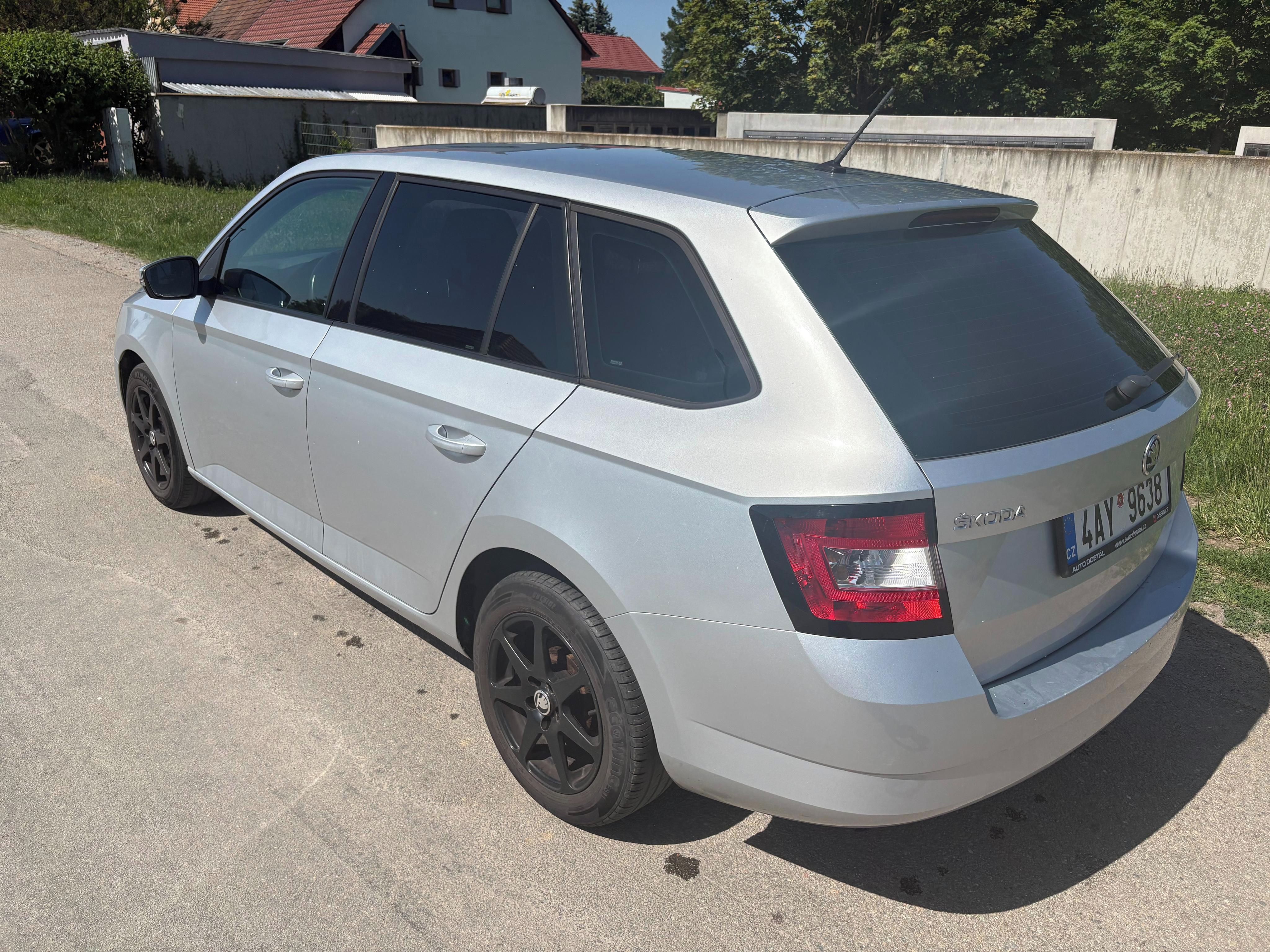 Škoda Fabia, 1.2TSi-63kW Koupeno nové ČR - fotka 4