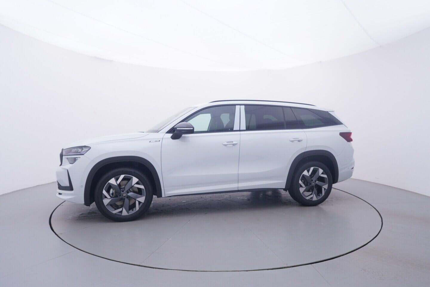 Škoda Kodiaq, Sportline 2.0 TDI 4x4 142 kW - fotka 2