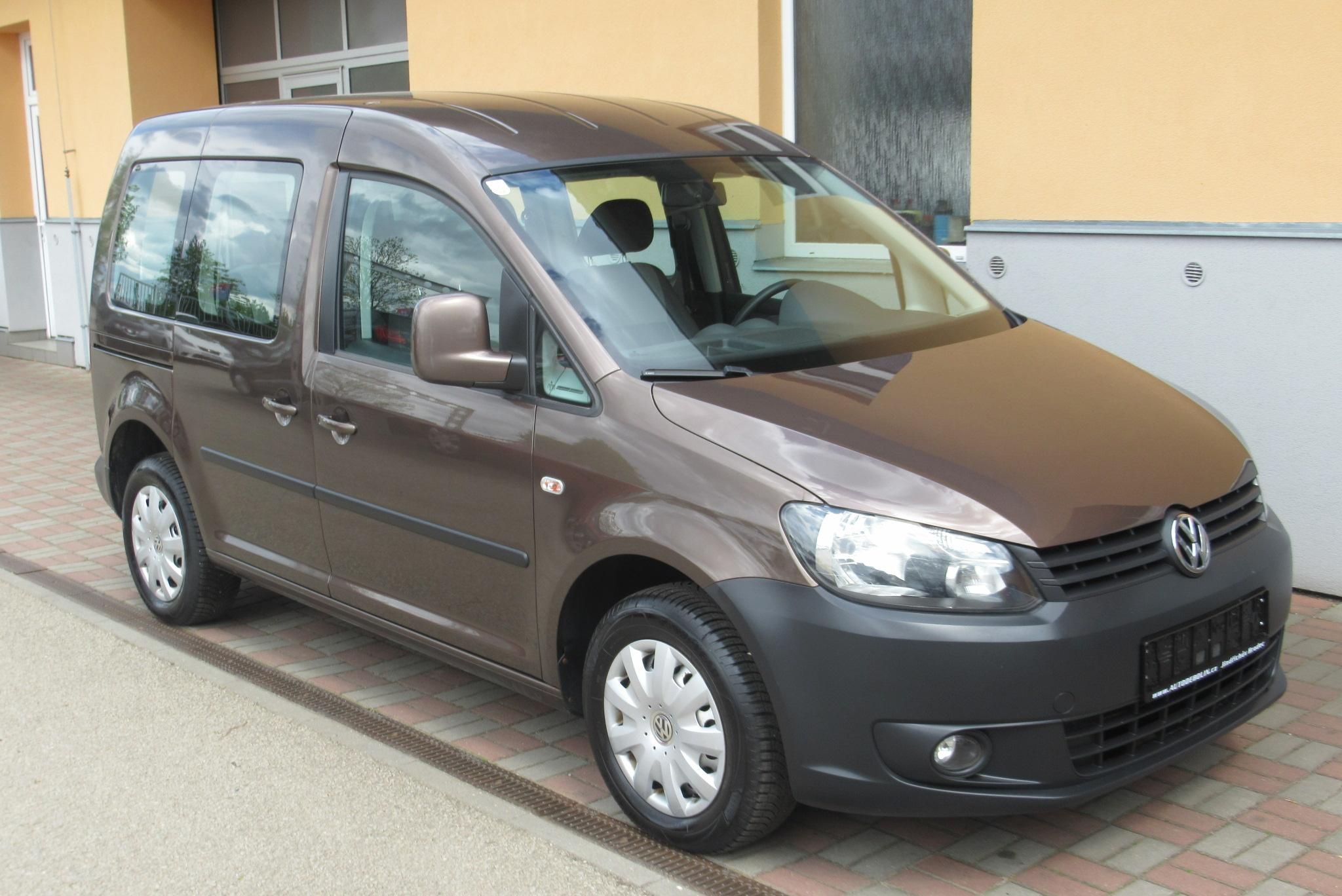 Volkswagen Caddy, 1.6 TDI KLIMA TAŽNÉ