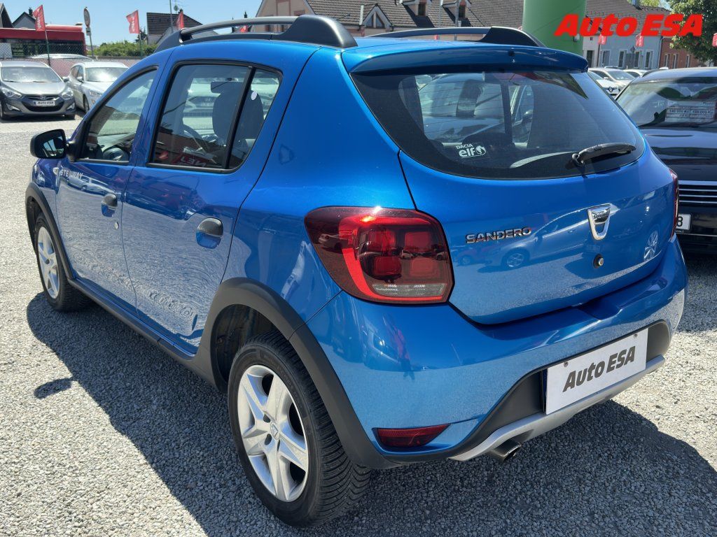 Dacia Sandero, 0.9 TCe,ČR,navi,AC,temp - fotka 6