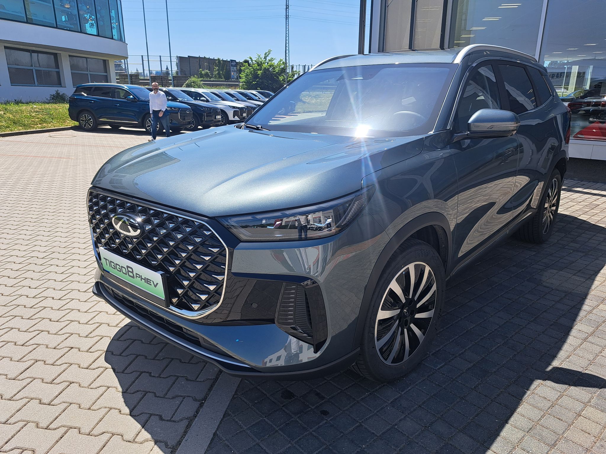Chery Tiggo 8 PHEV, UNIQUE - fotka 3