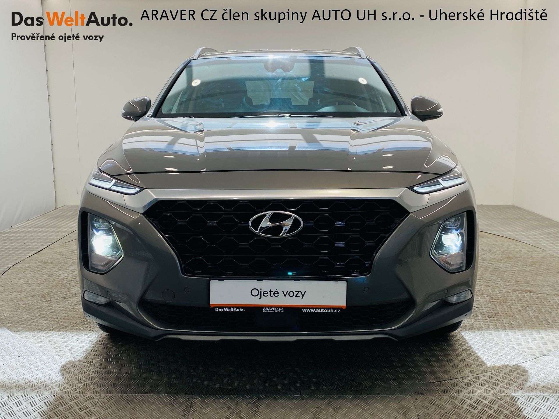Hyundai Santa Fe, 2,0 CRDI 136 kW 4x4 7míst - fotka 4