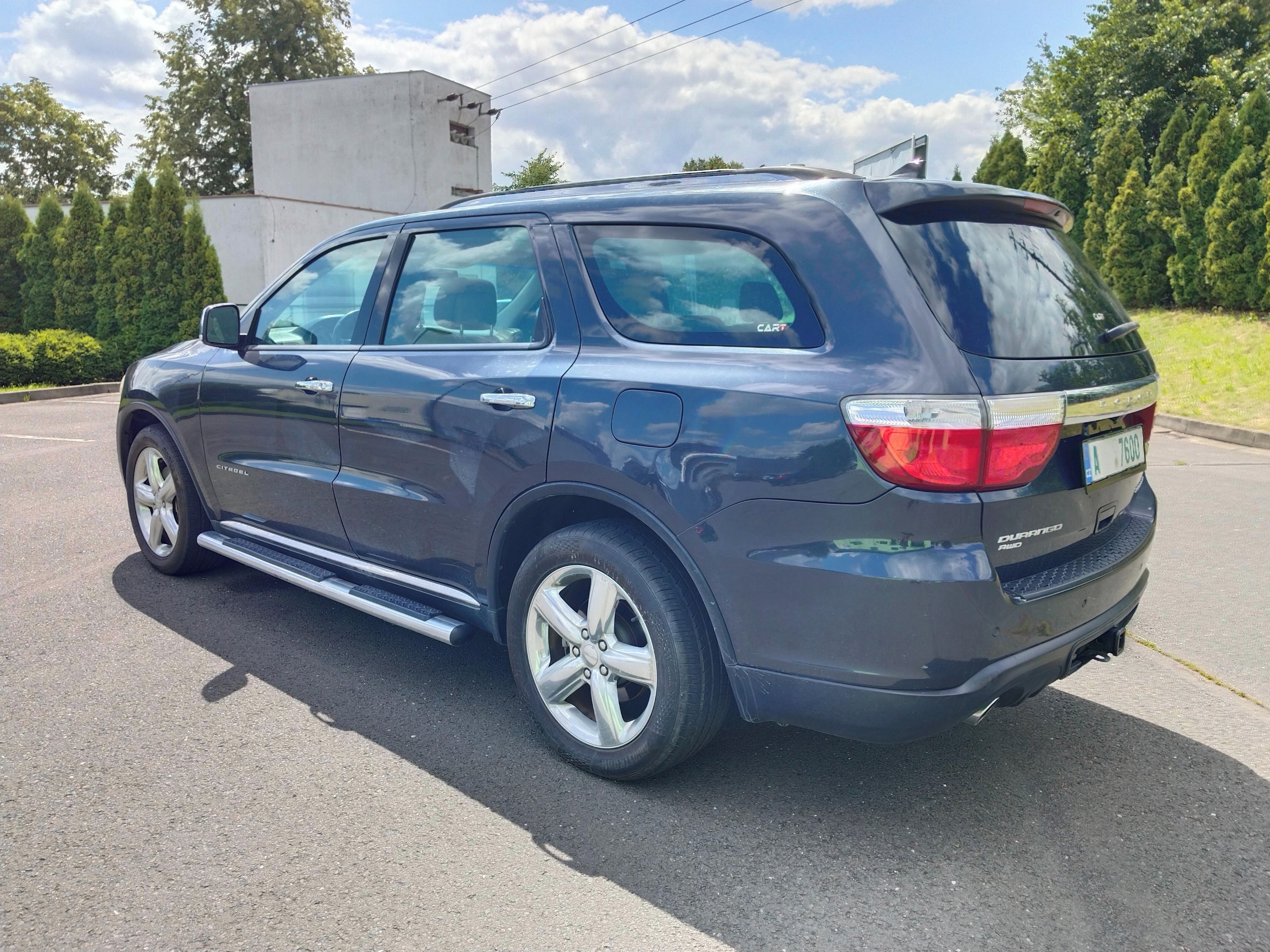 Dodge Durango, 5,7 HEMI, CITADEL - fotka 4