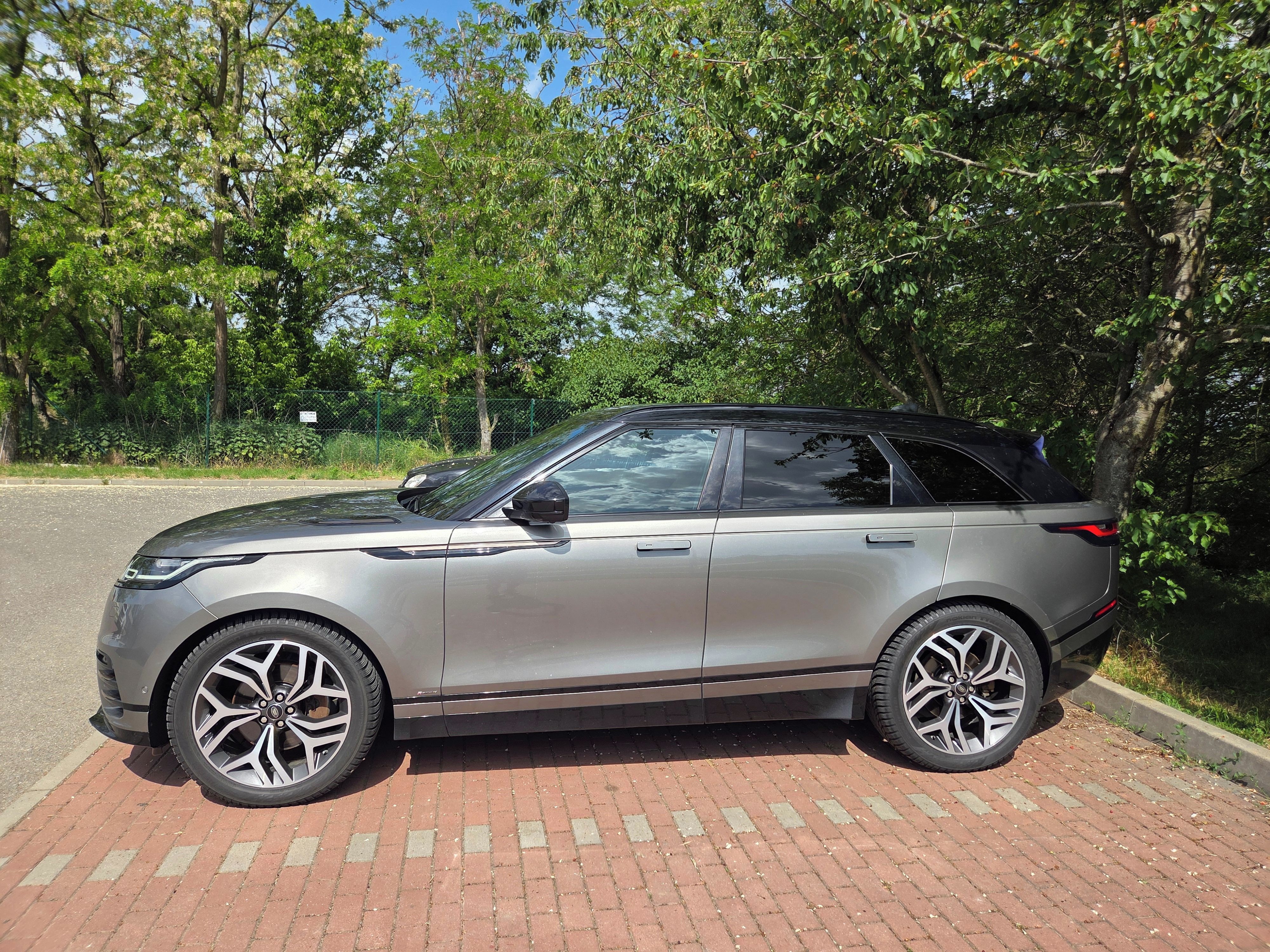 Land Rover Range Rover Velar - fotka 4
