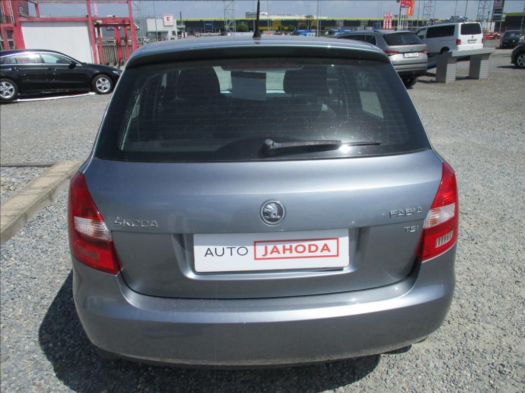 Škoda Fabia, 1,2 TSI,klima,serv.kniha, - fotka 6