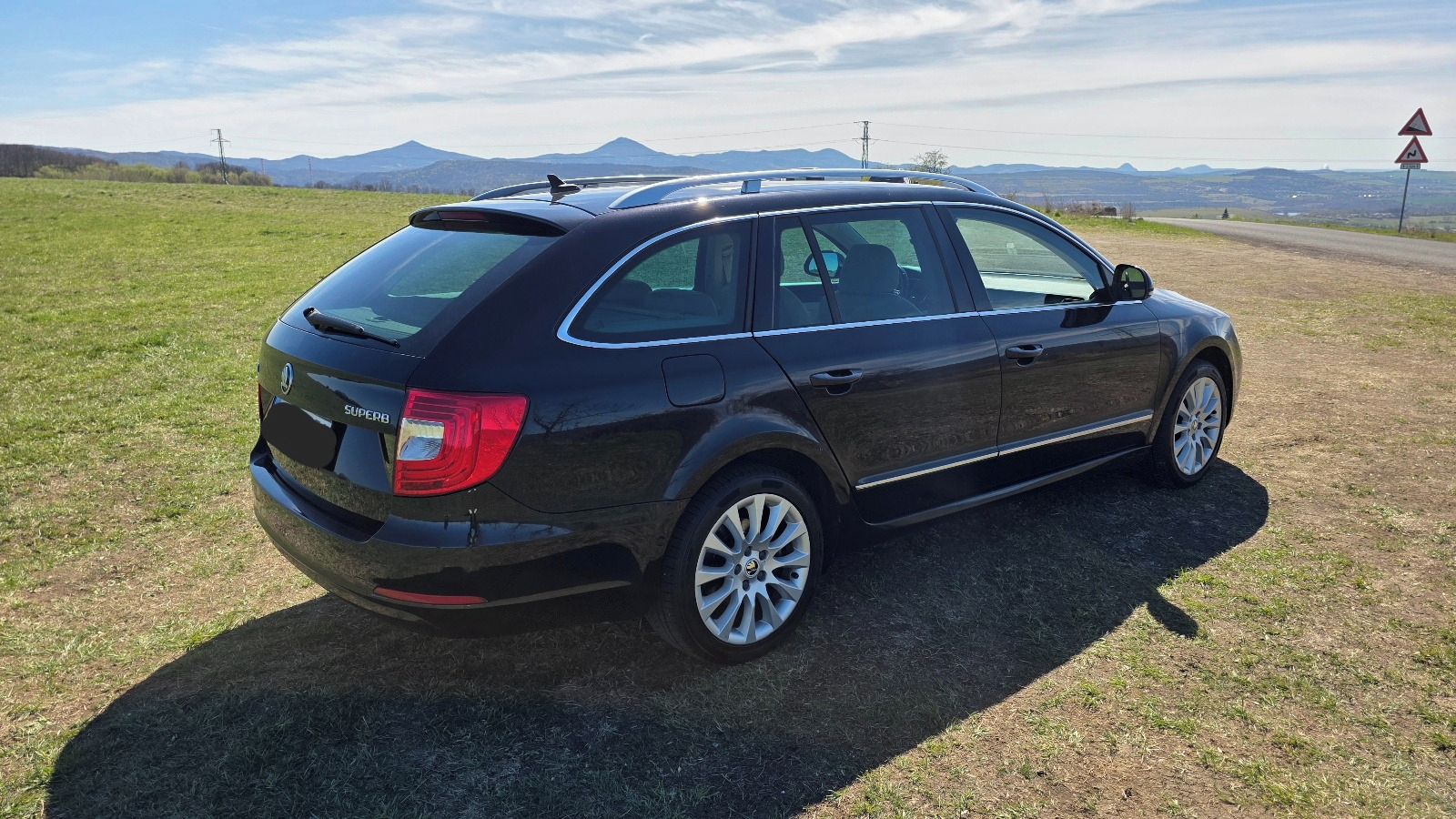 Škoda Superb - fotka 2